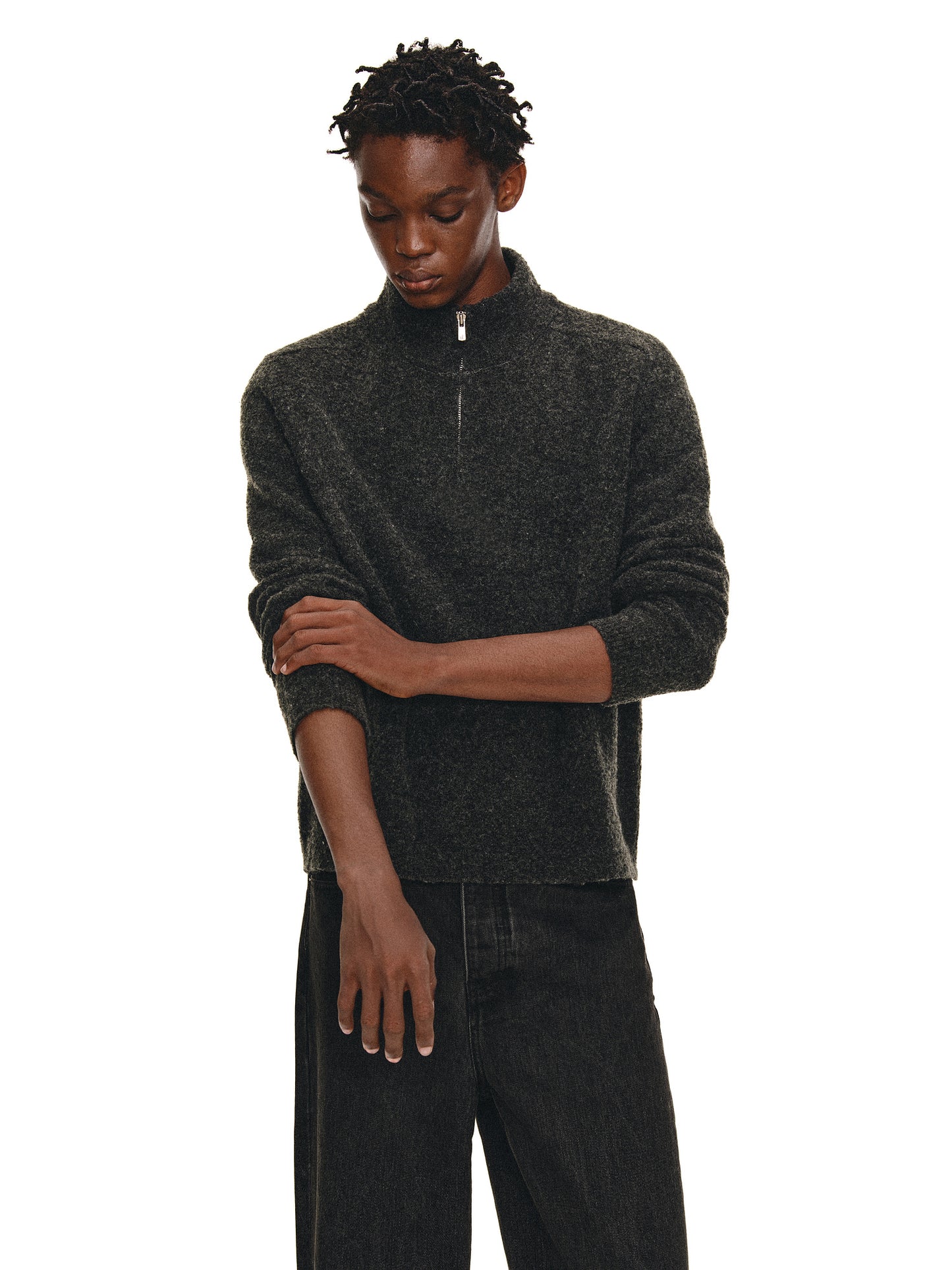 Half-Turtleneck Zip-Up Knit