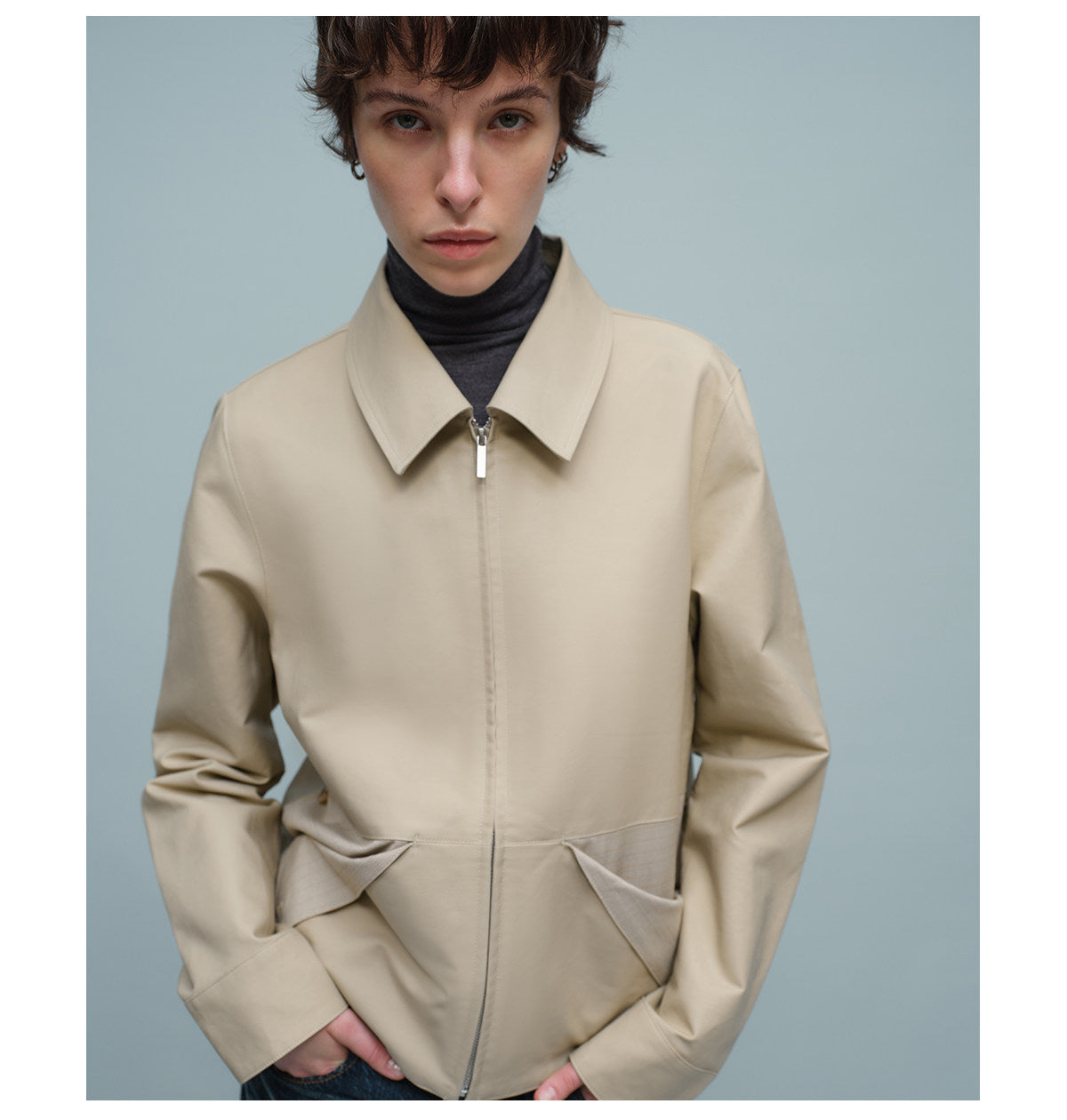 Short Jacket with Turn-Up Pockets