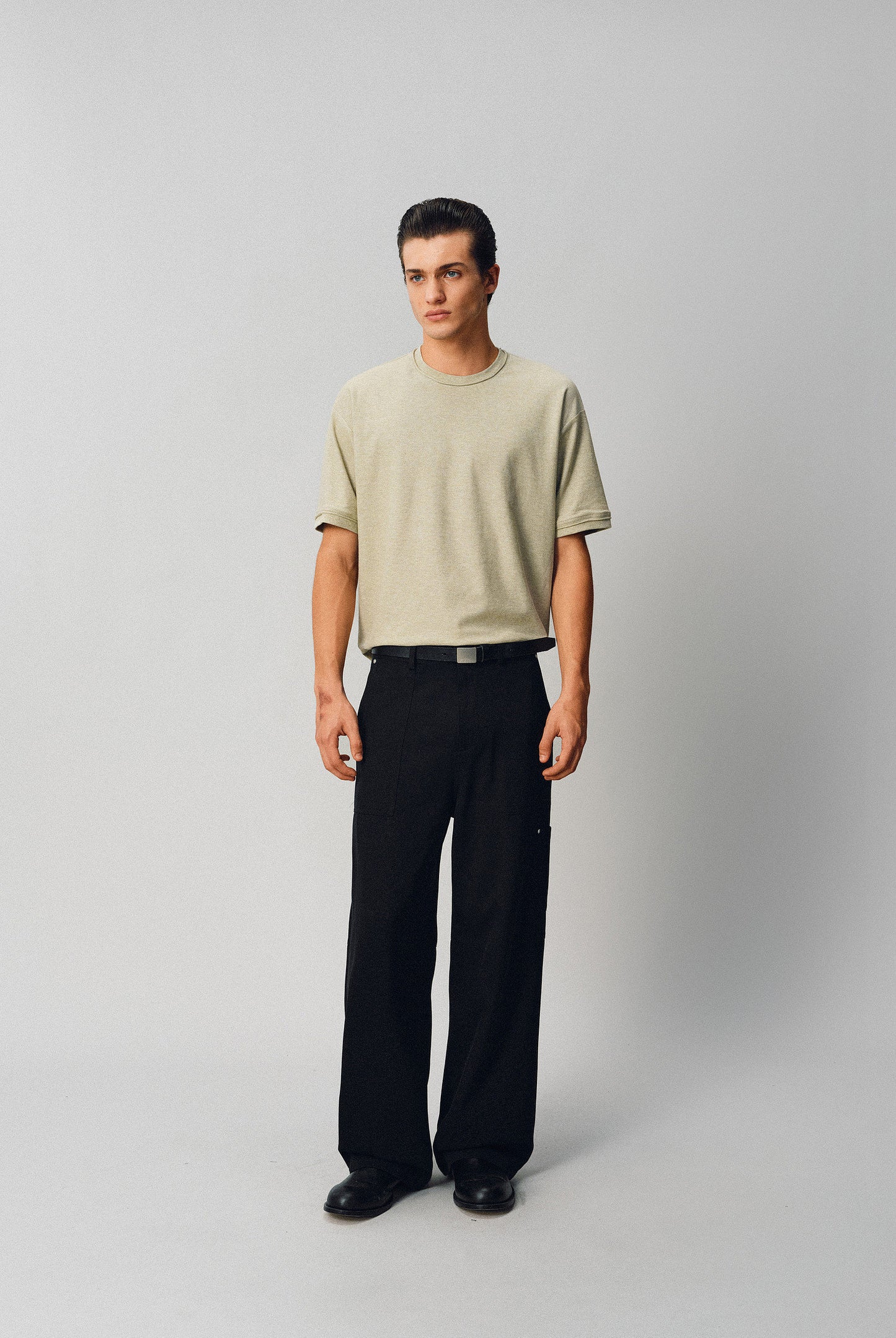 Work pants with pockets