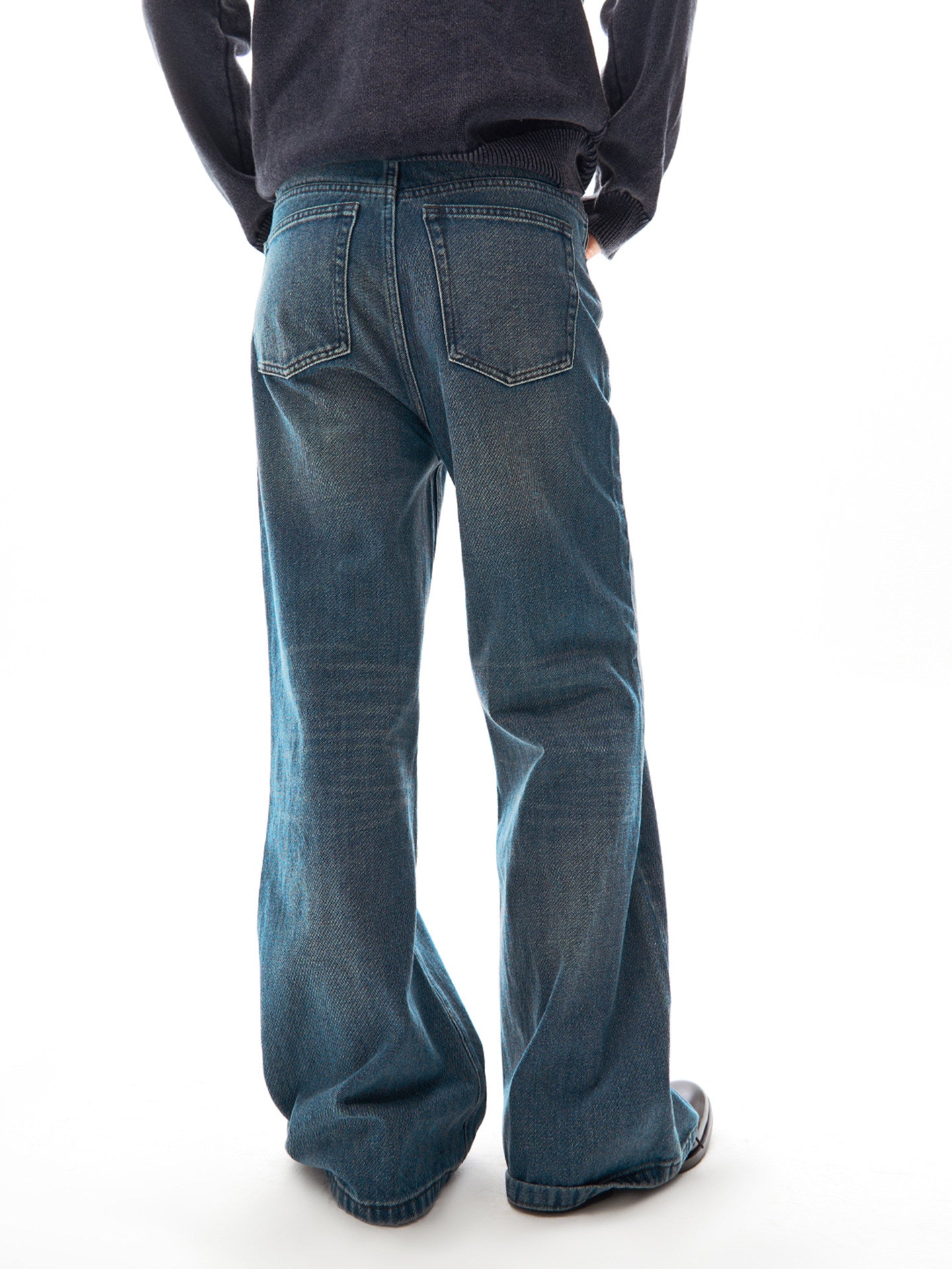 Vintage-washed jeans