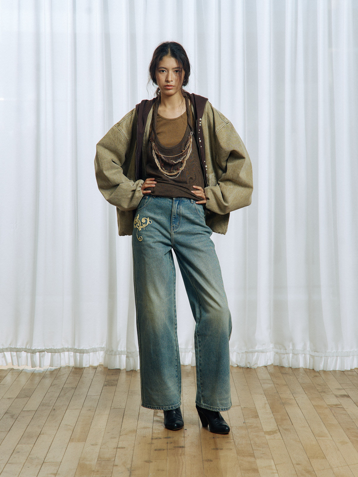 Embroidered Two-Tone Wash Straight Leg Jeans