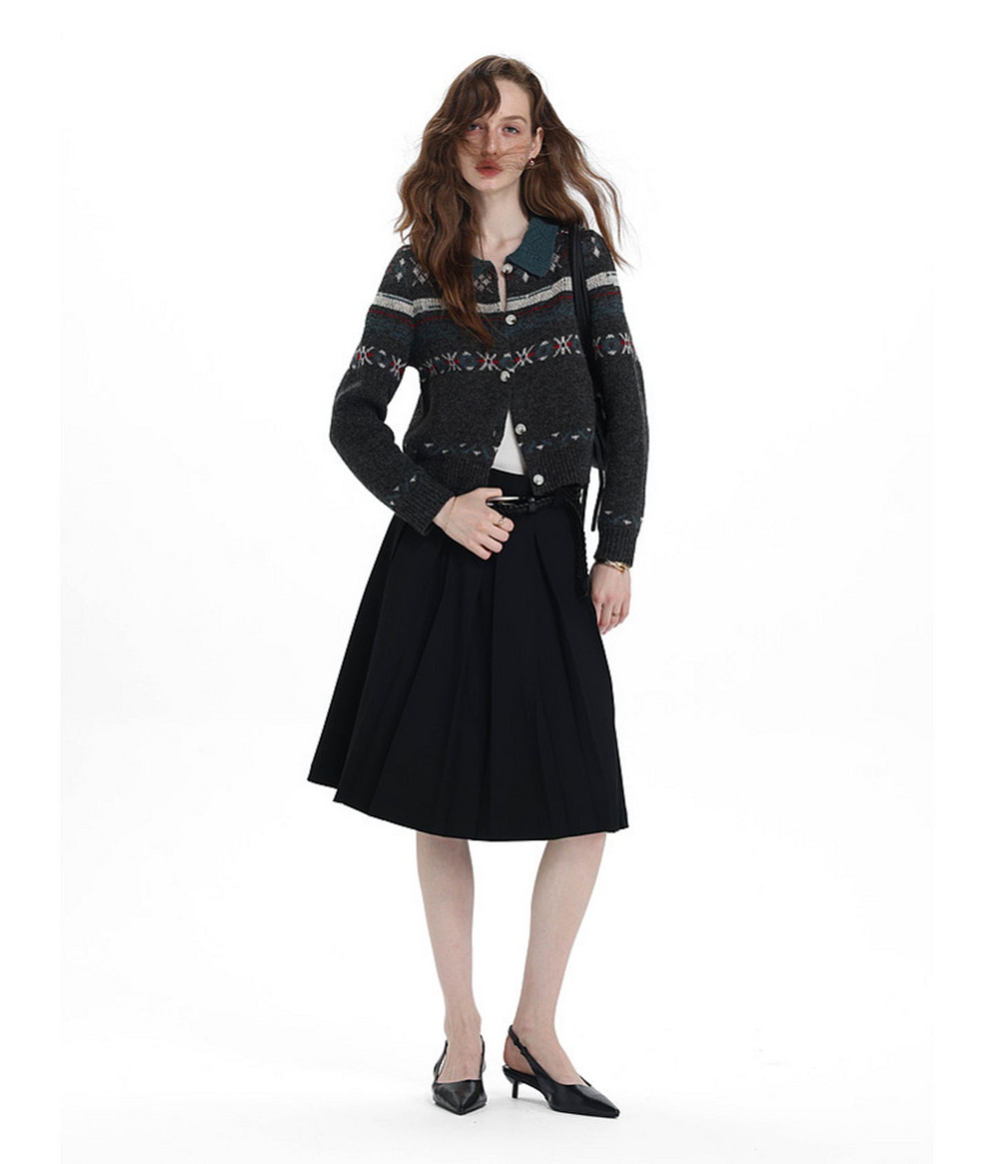 Diamond-Cutout Collar Cardigan