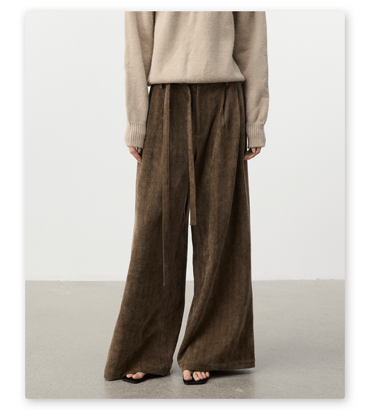 Double-pleated Casual Pants with Belt
