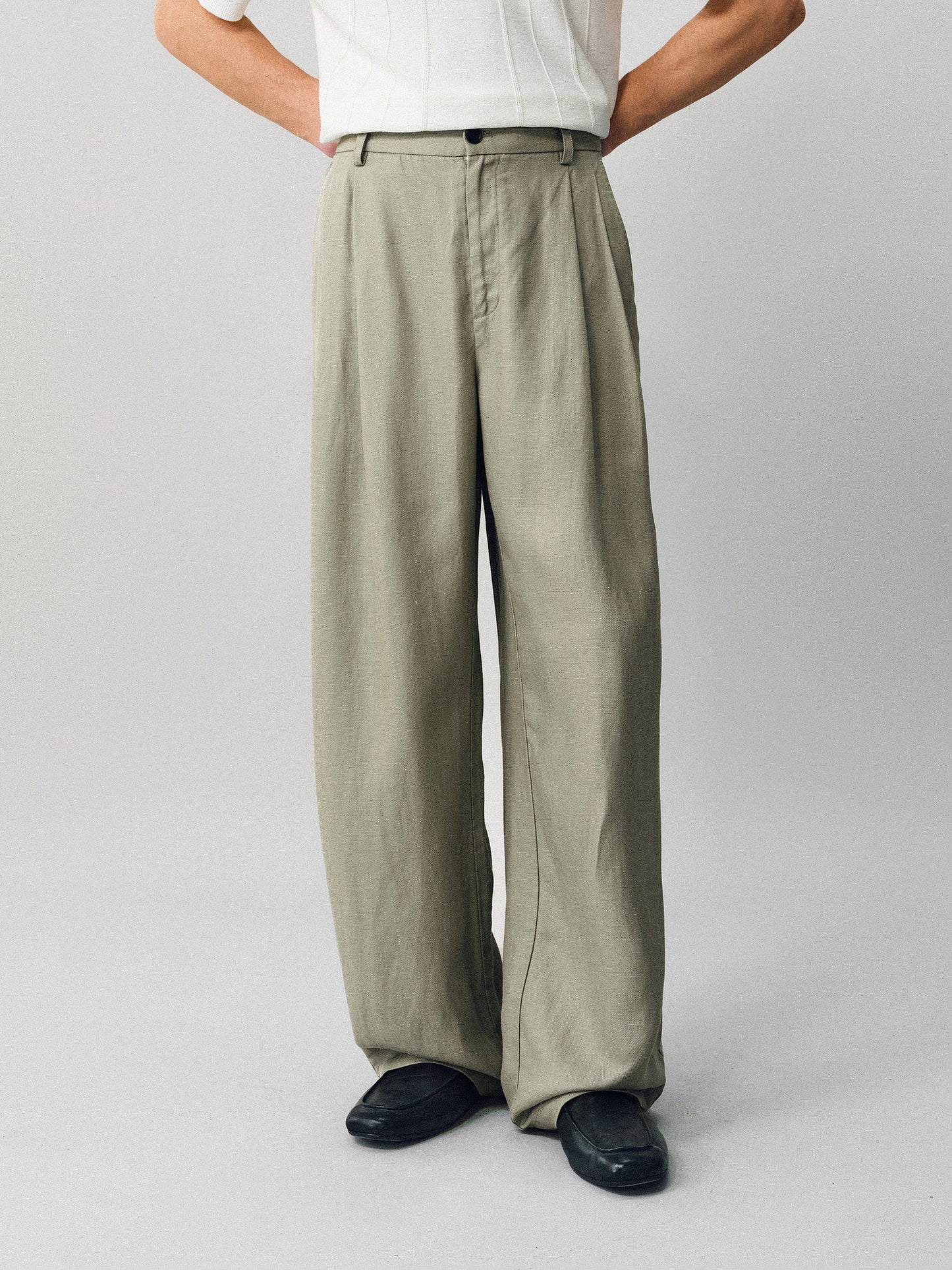 Linen Double-Pleated Casual Pants