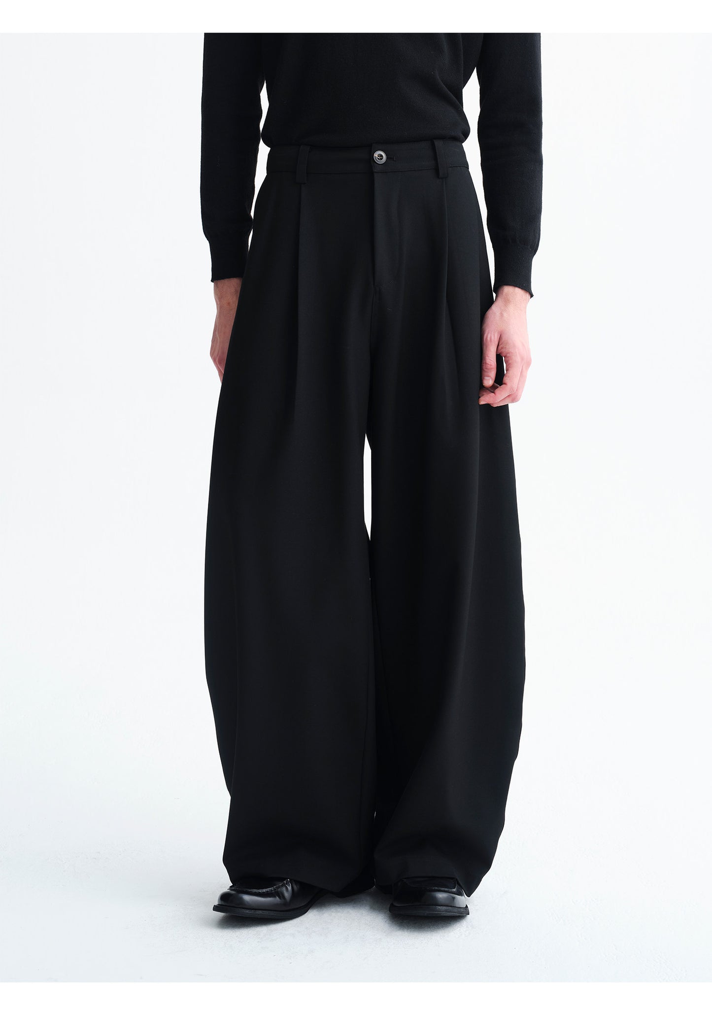 Minimalist Silhouette Casual Pants