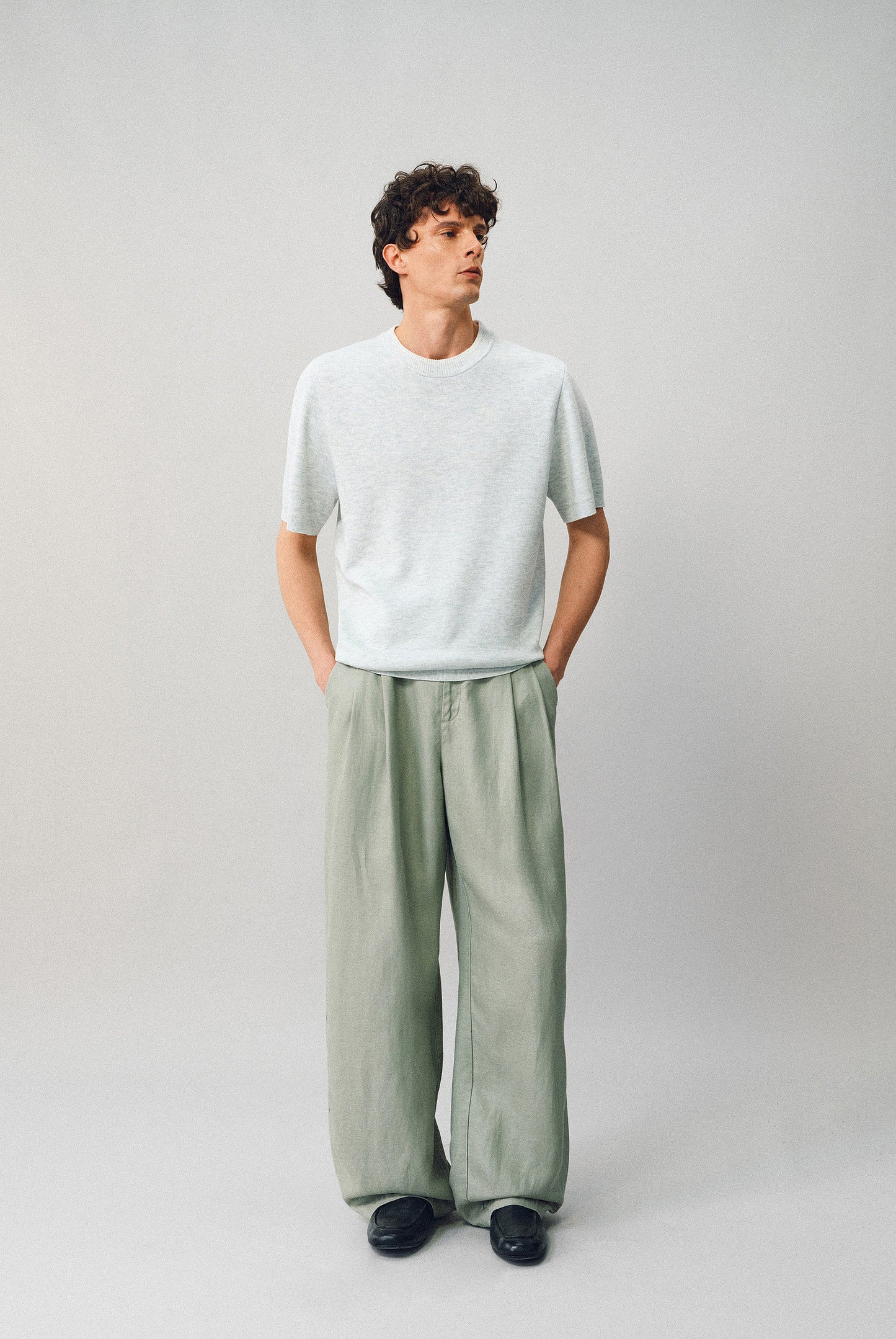 Knit shirt with contrasting trim