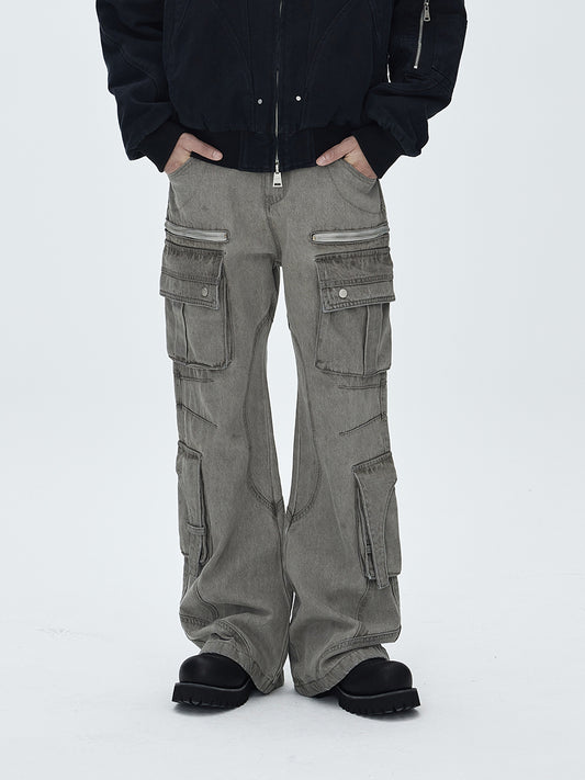Multi-pocket casual jeans