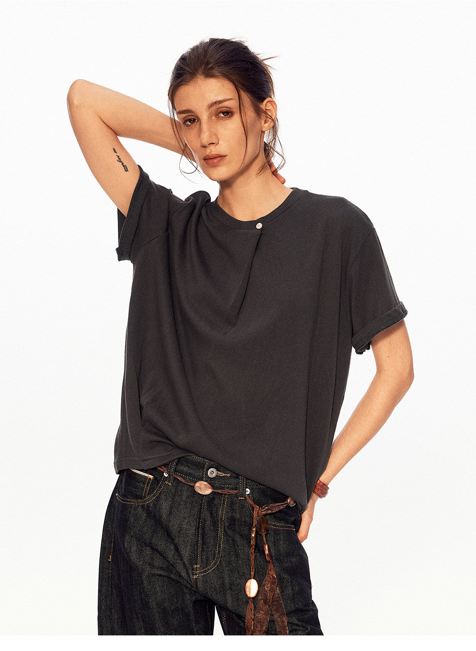 Single-Button Loose-Fit Casual T-Shirt