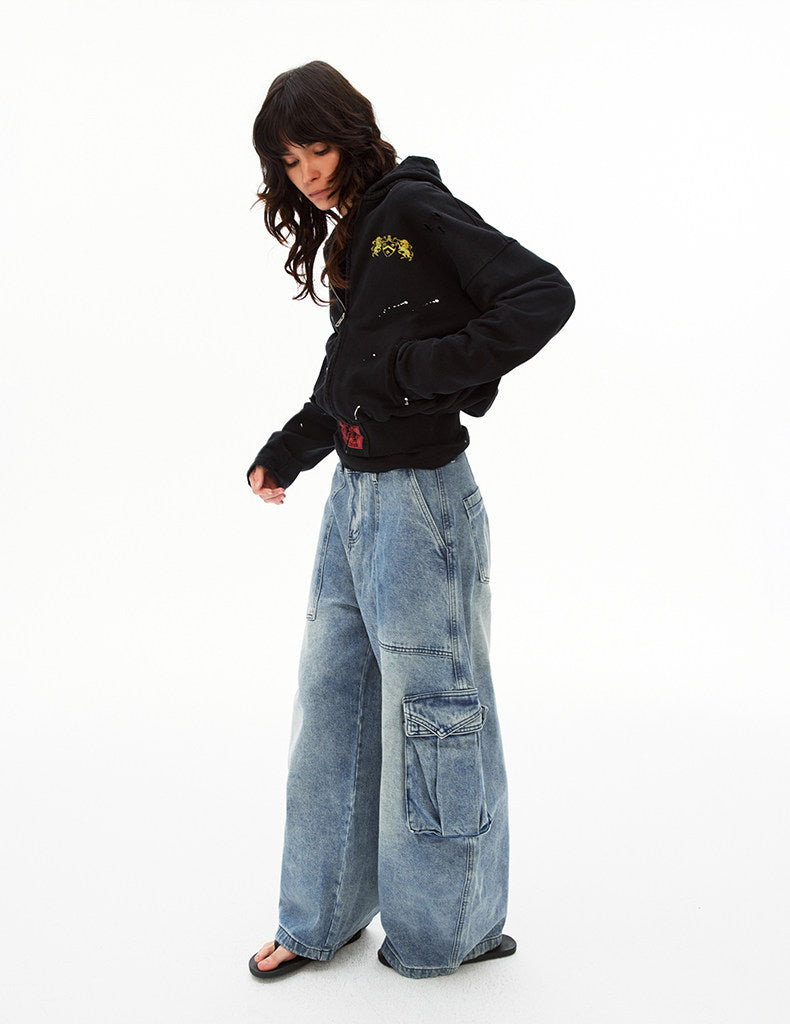 Large-Pocket Washed Jeans