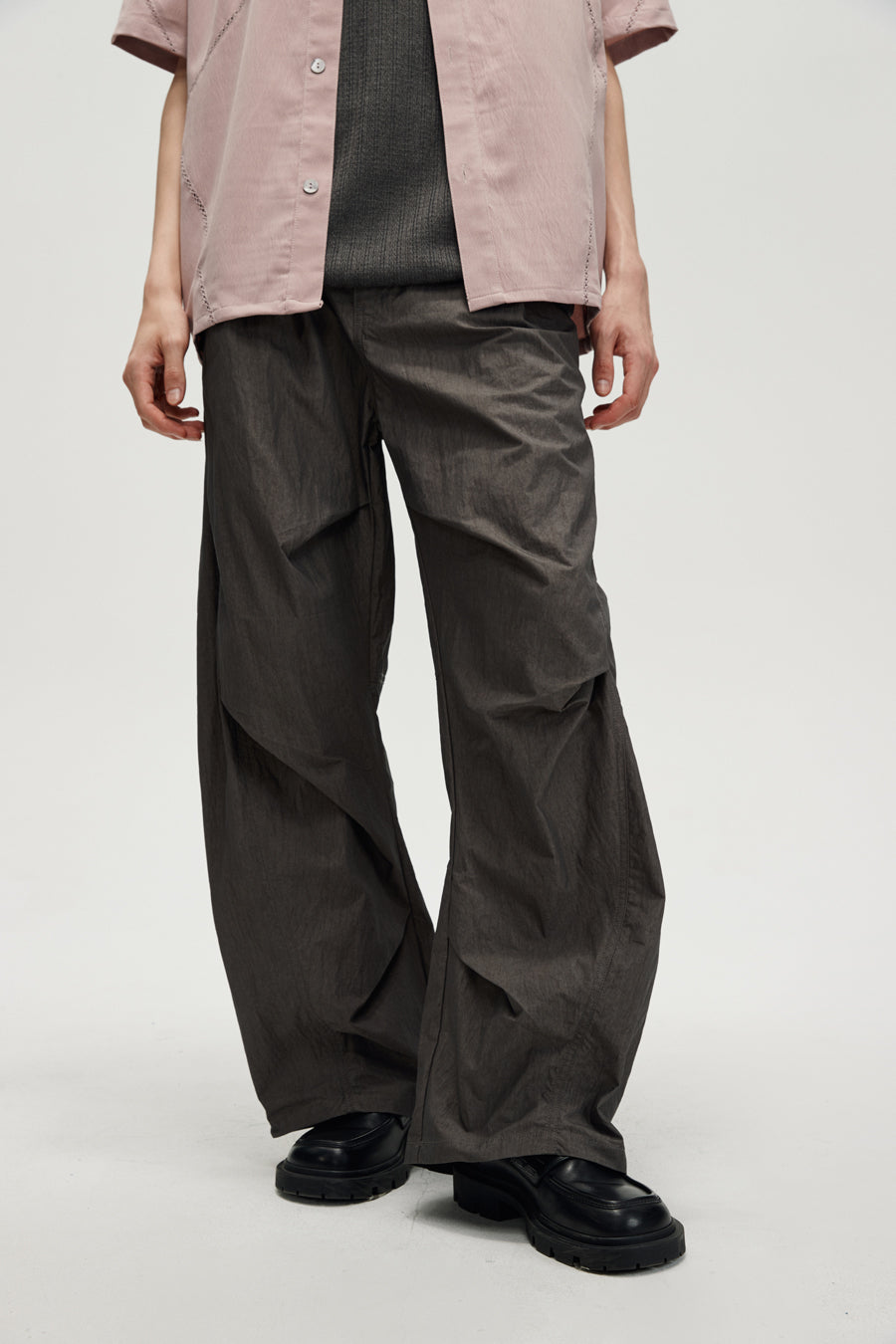 Scimitar Silhouette Breathable Casual Pants