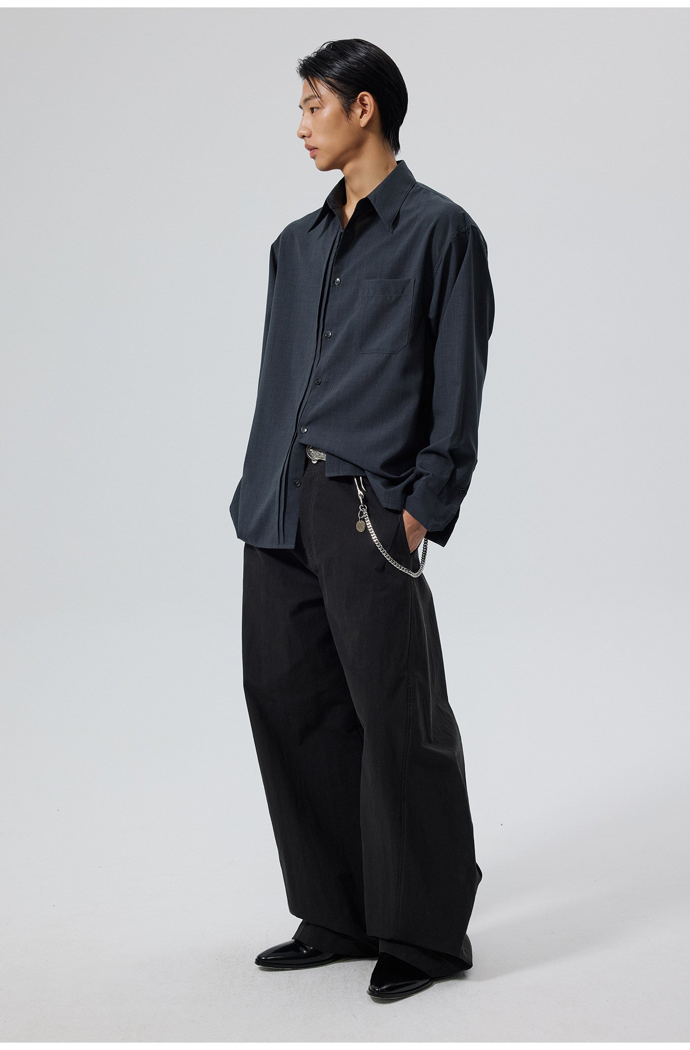 Linen-like texture shirt