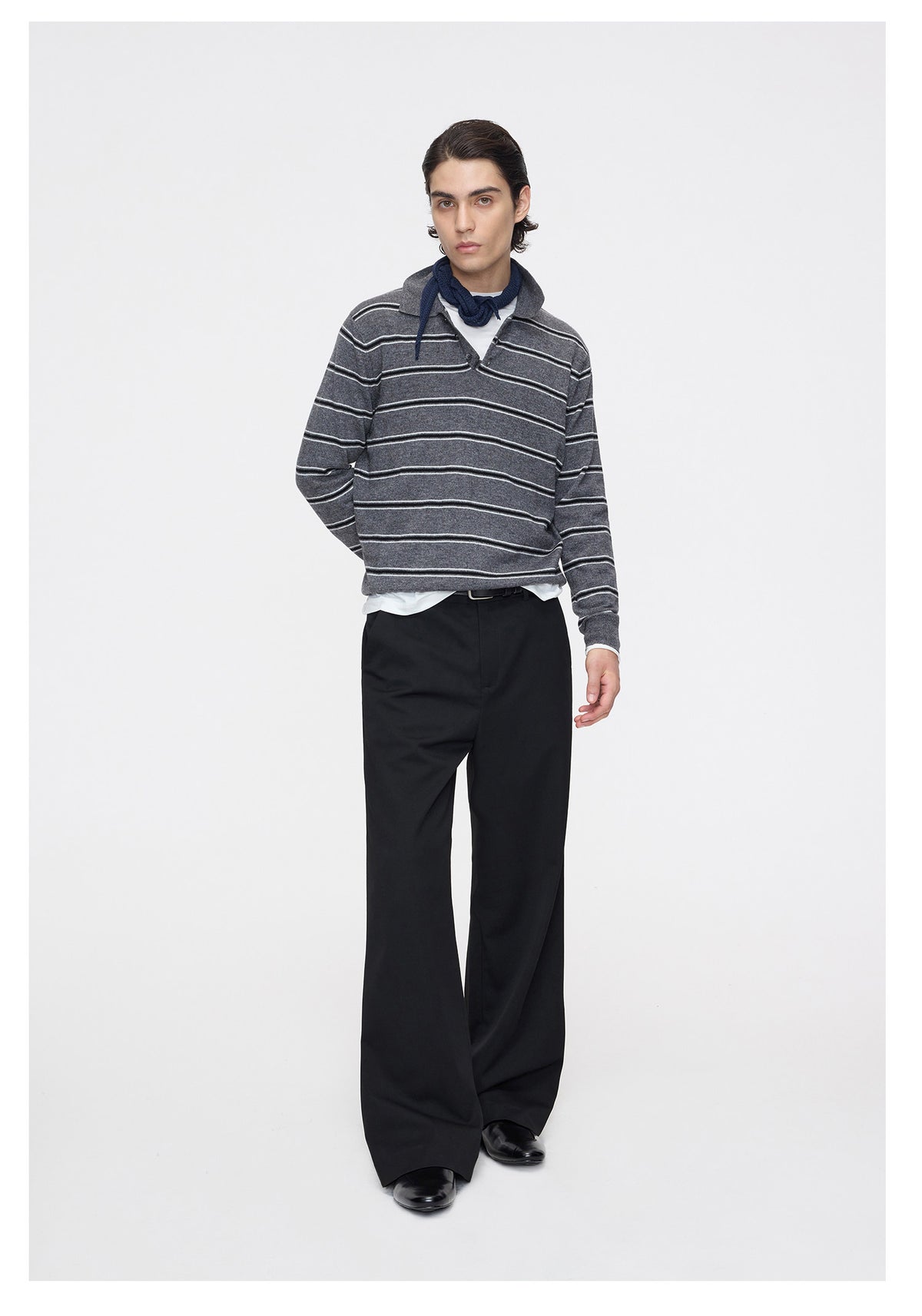Slightly Loose-Fit Straight-Leg Casual Pants