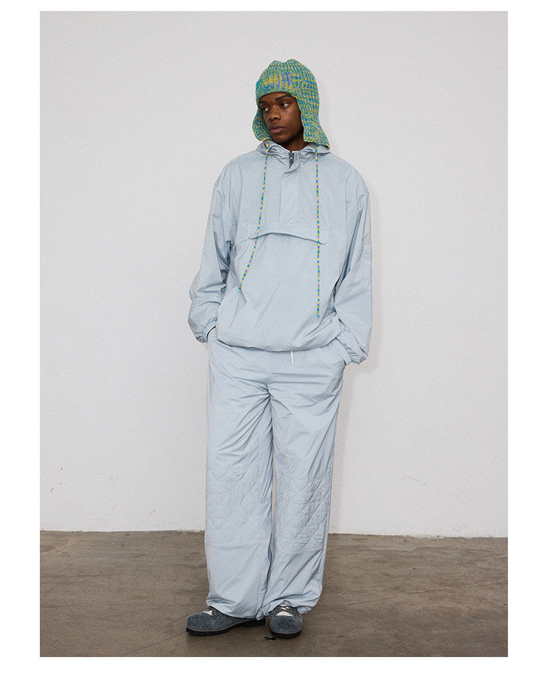 Windbreaker with zipper