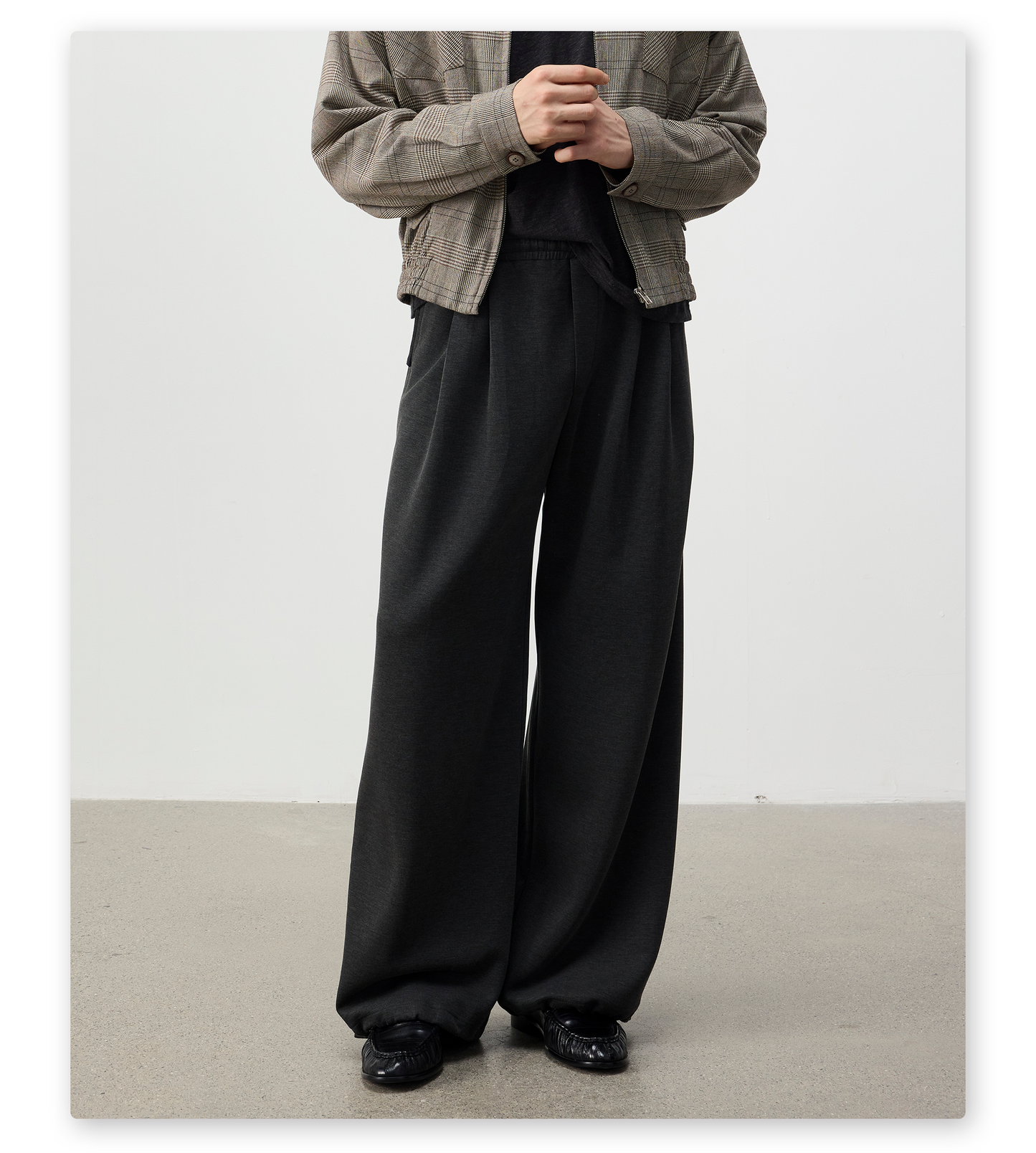 Straight Leg Sweatpants