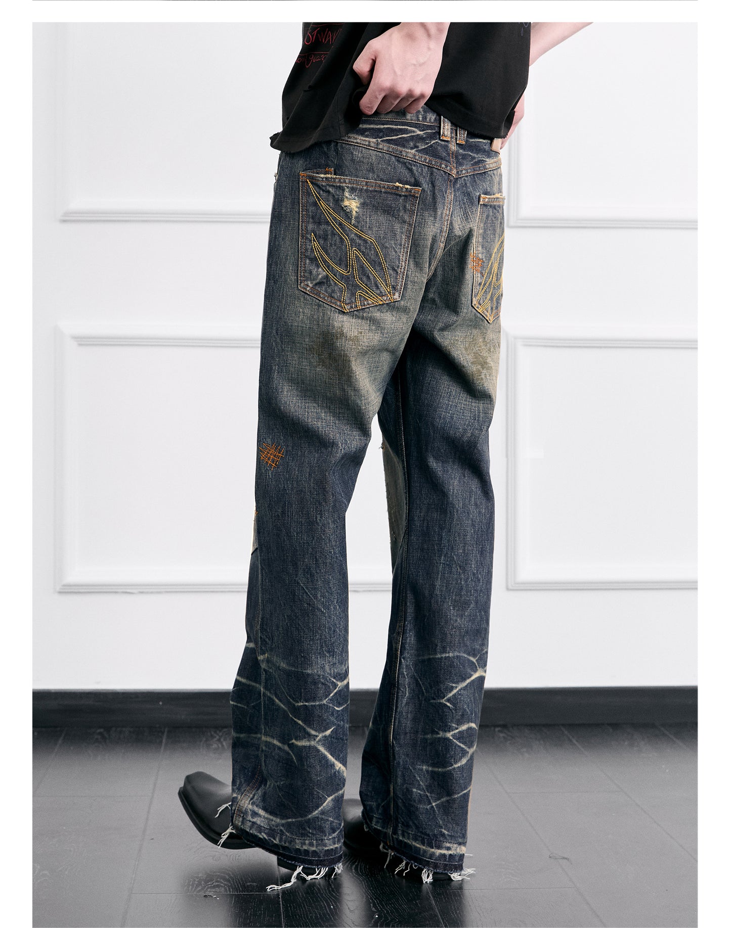 Straight Leg Mid-Rise Jeans
