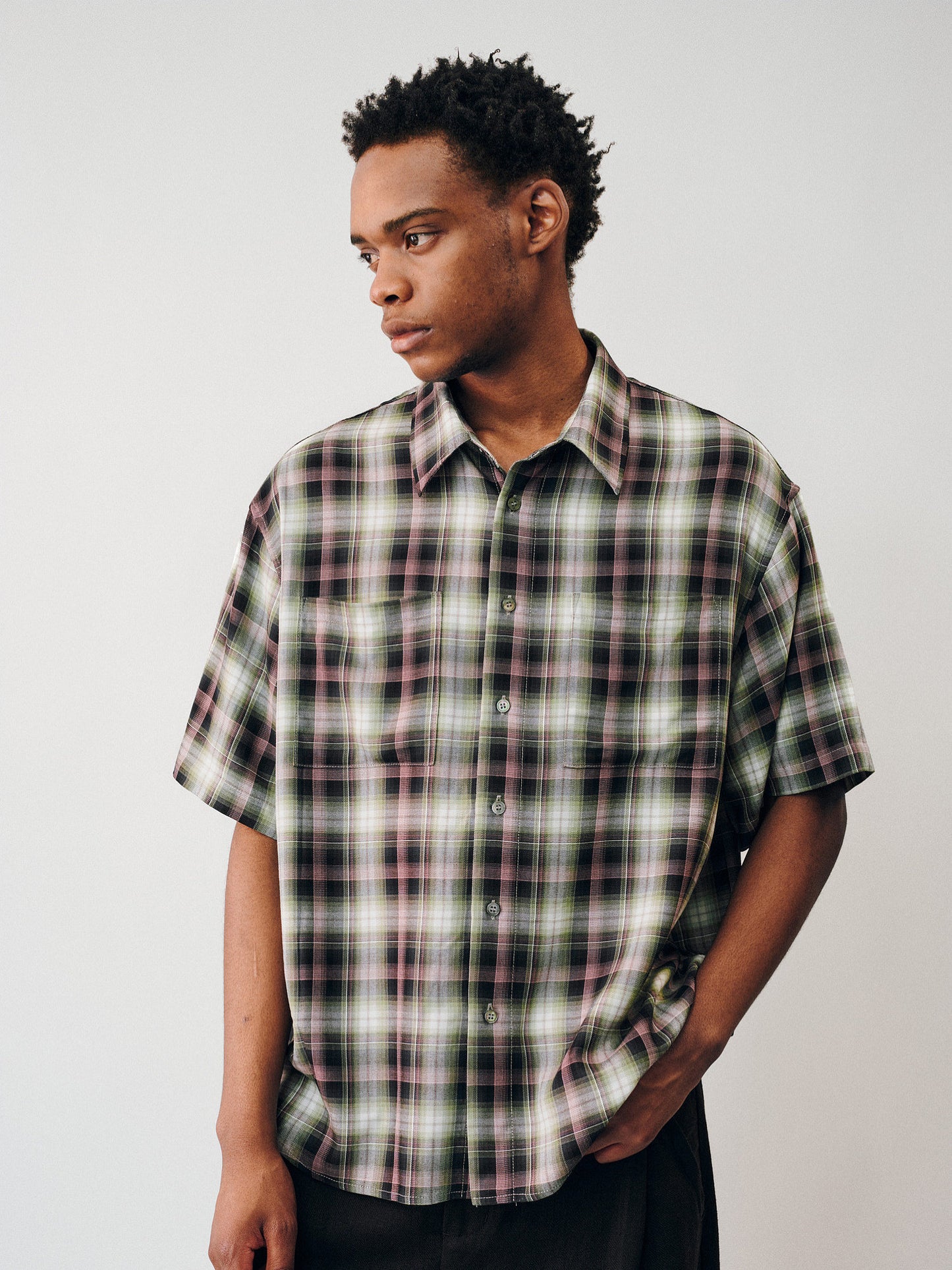 Gradient Check Double-Pocket Shirt
