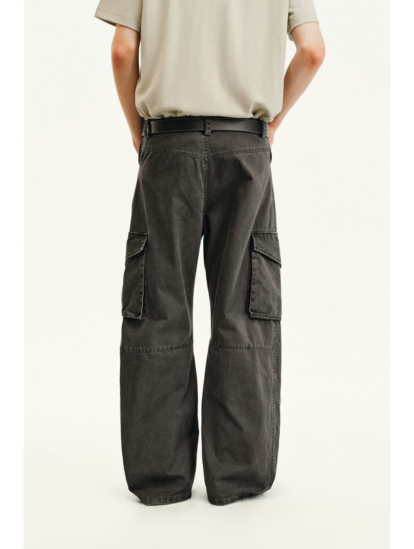 Damage-Washed Casual Pants
