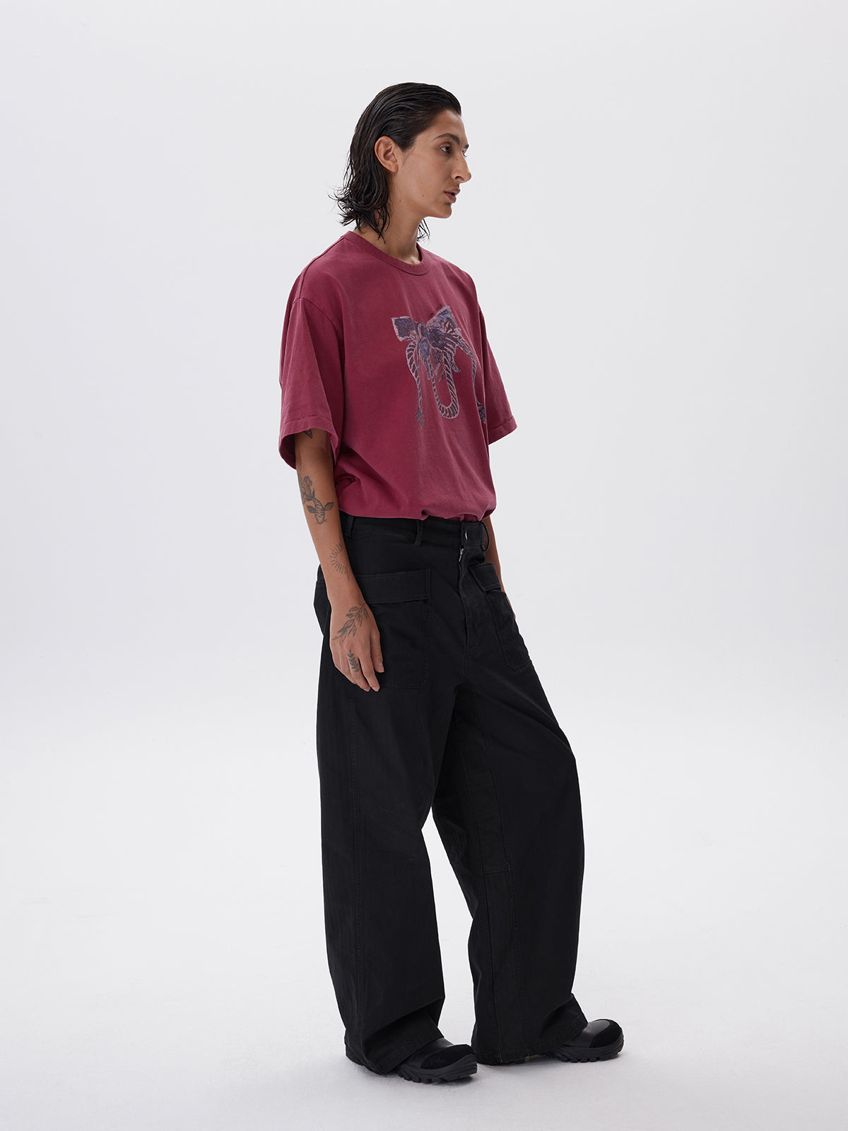 Casual pants with patch pockets