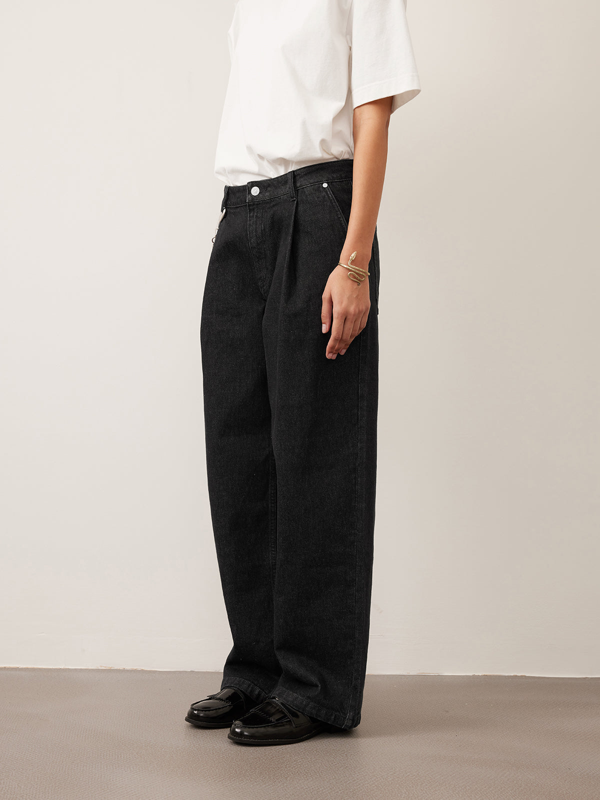 Single Pleats Loose Straight Jeans 12.25 oz.