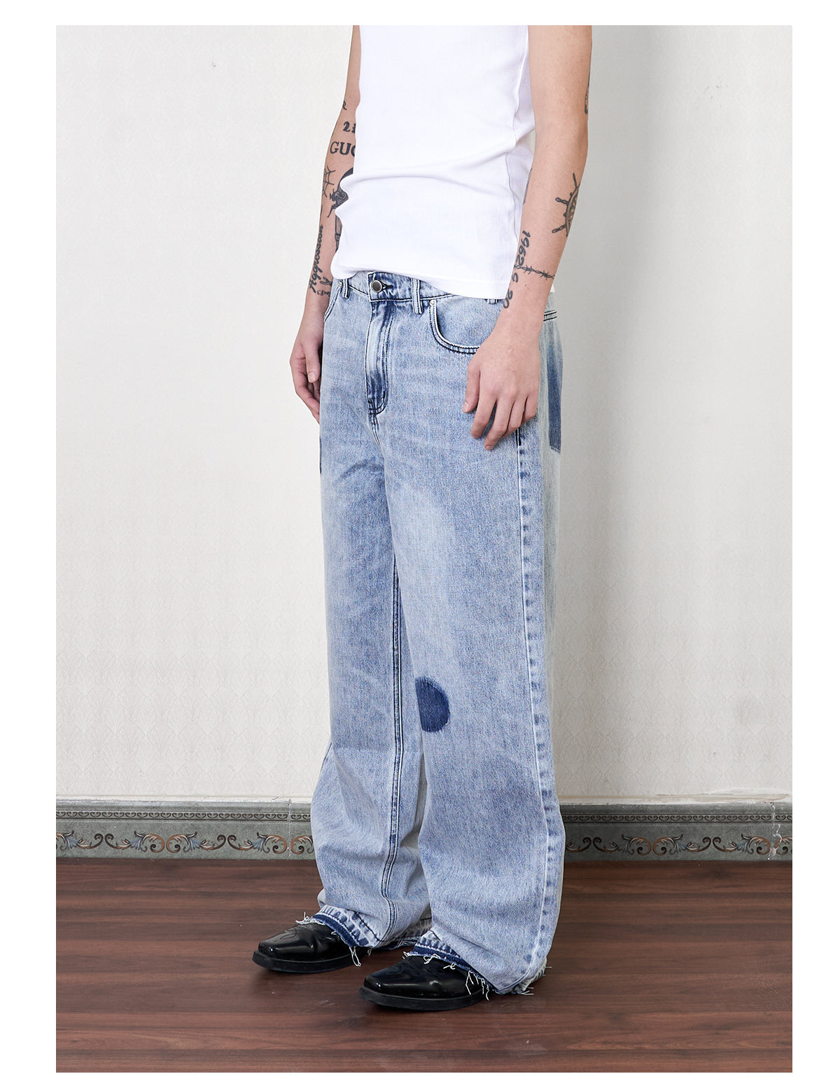 Cotton Patch Straight Jeans