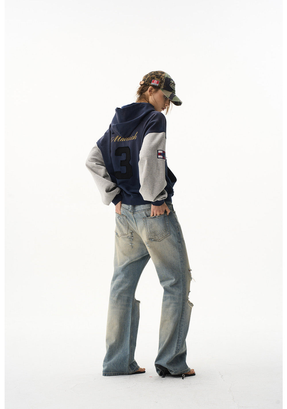 Wash-processed Loose-fit Casual Sweatshirt