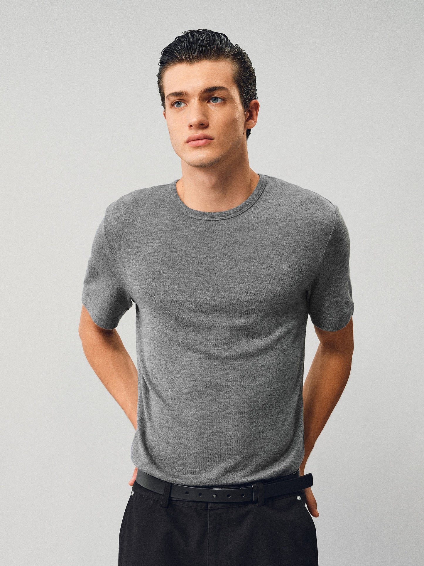 Round-neck T-shirt with a fur-like texture