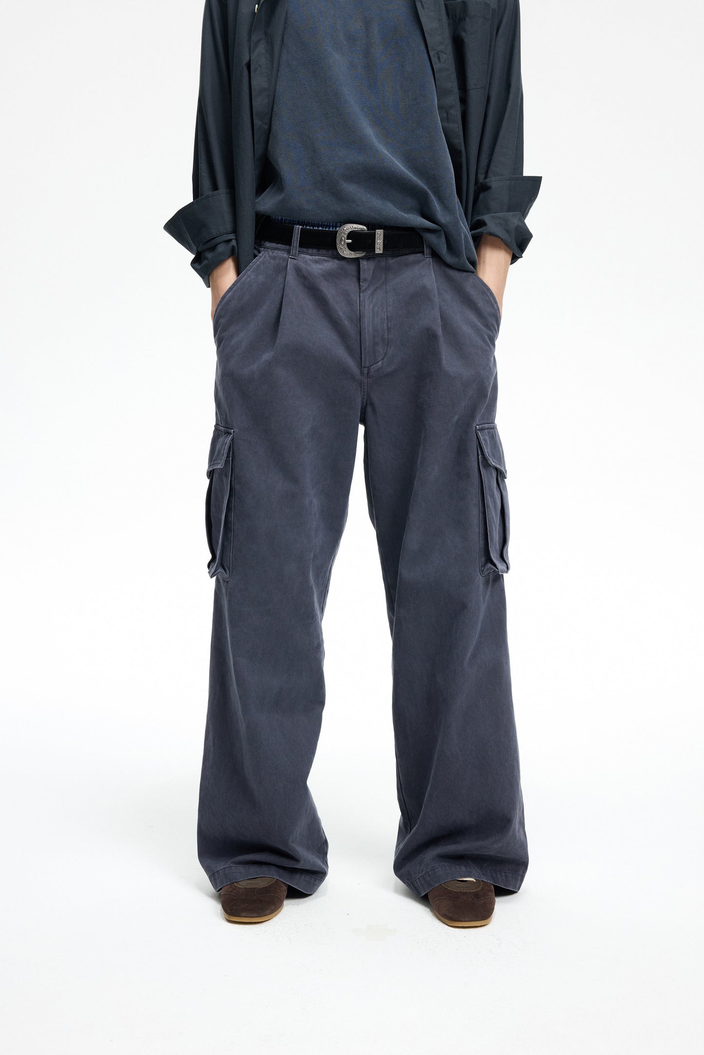 Wash-Finish Straight-Leg Cargo Pants