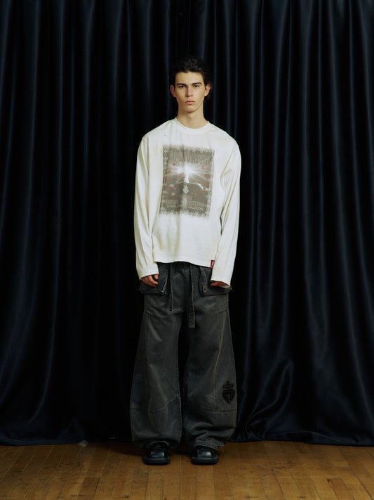 Waxed finish Distressed finish Cargo pants