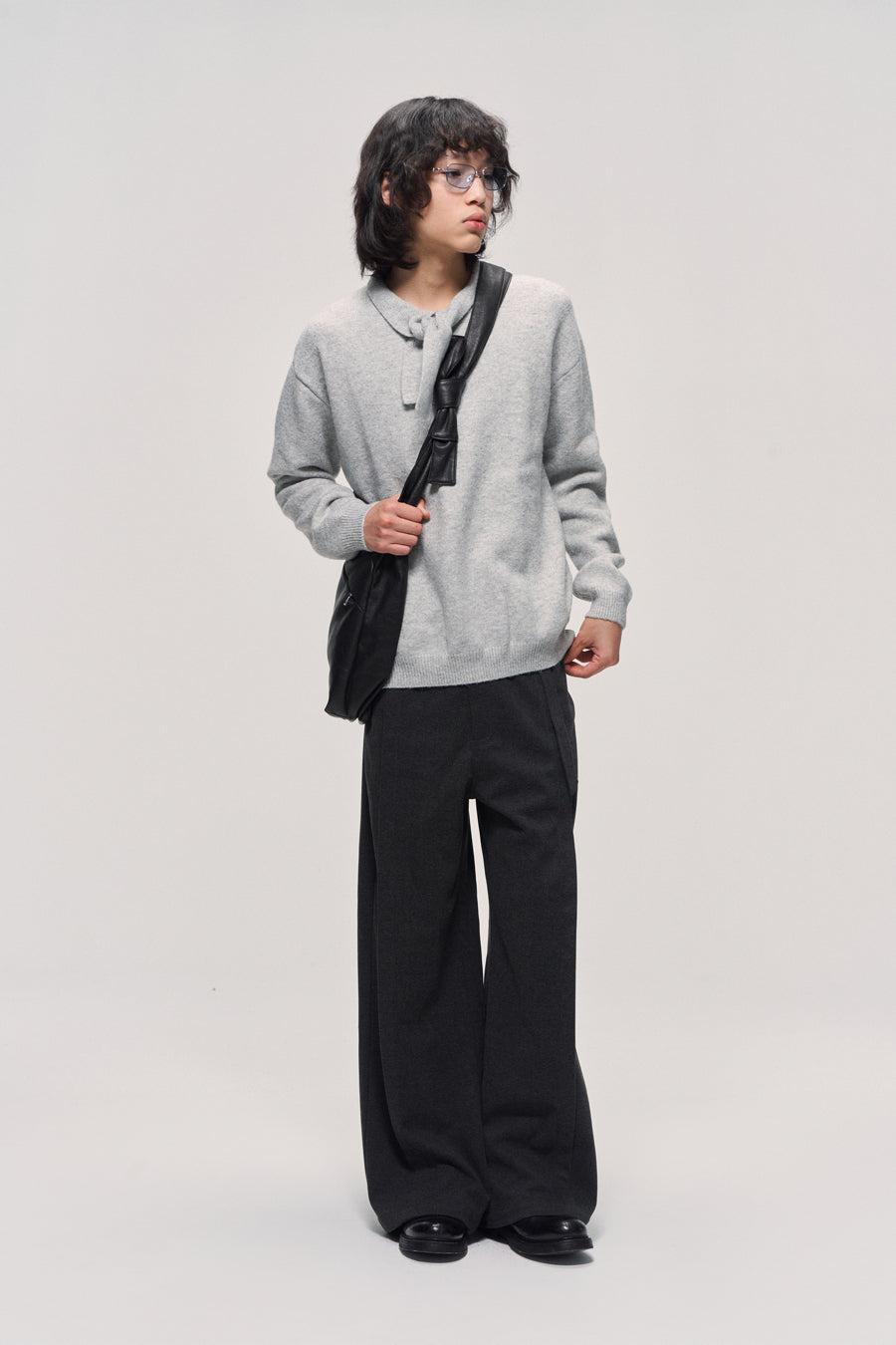 Bow Tie Round Neck Pullover Sweater