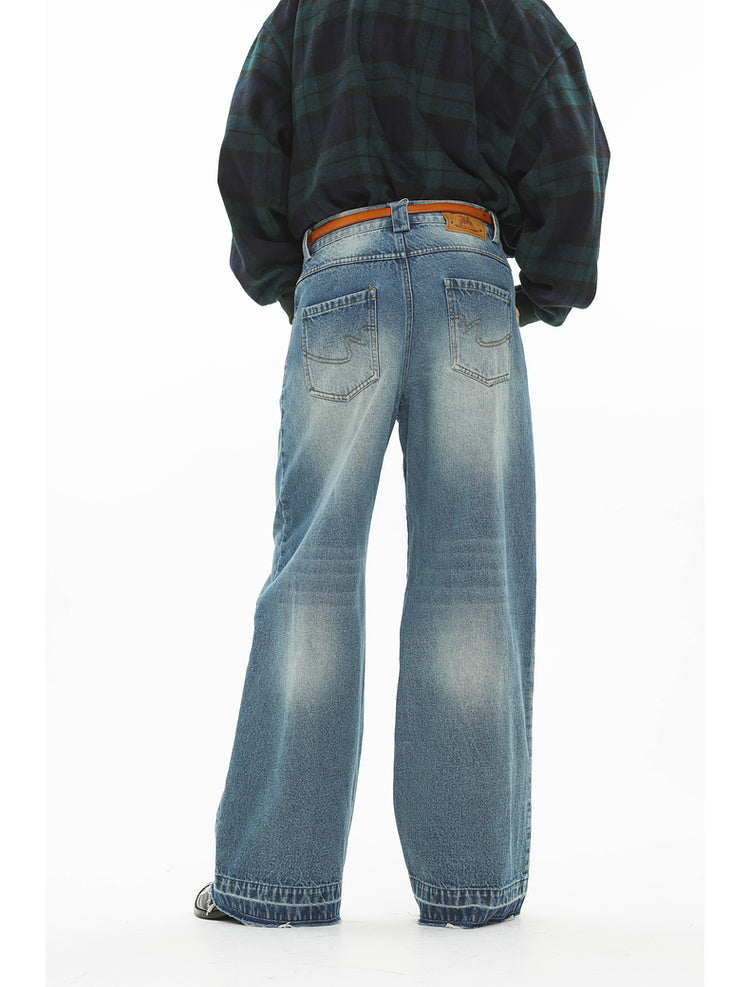 Loose straight jeans with gradient design