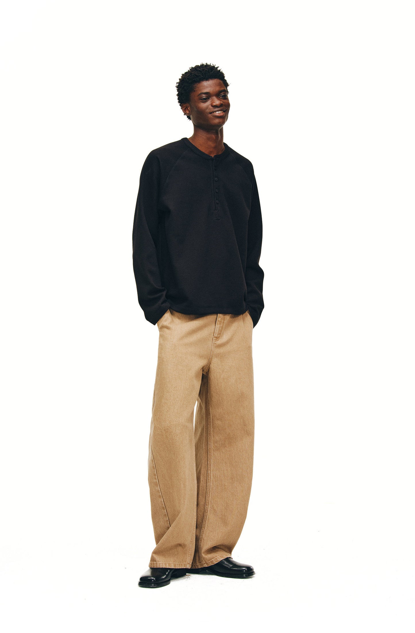 Custom-Woven Curved Denim Pants