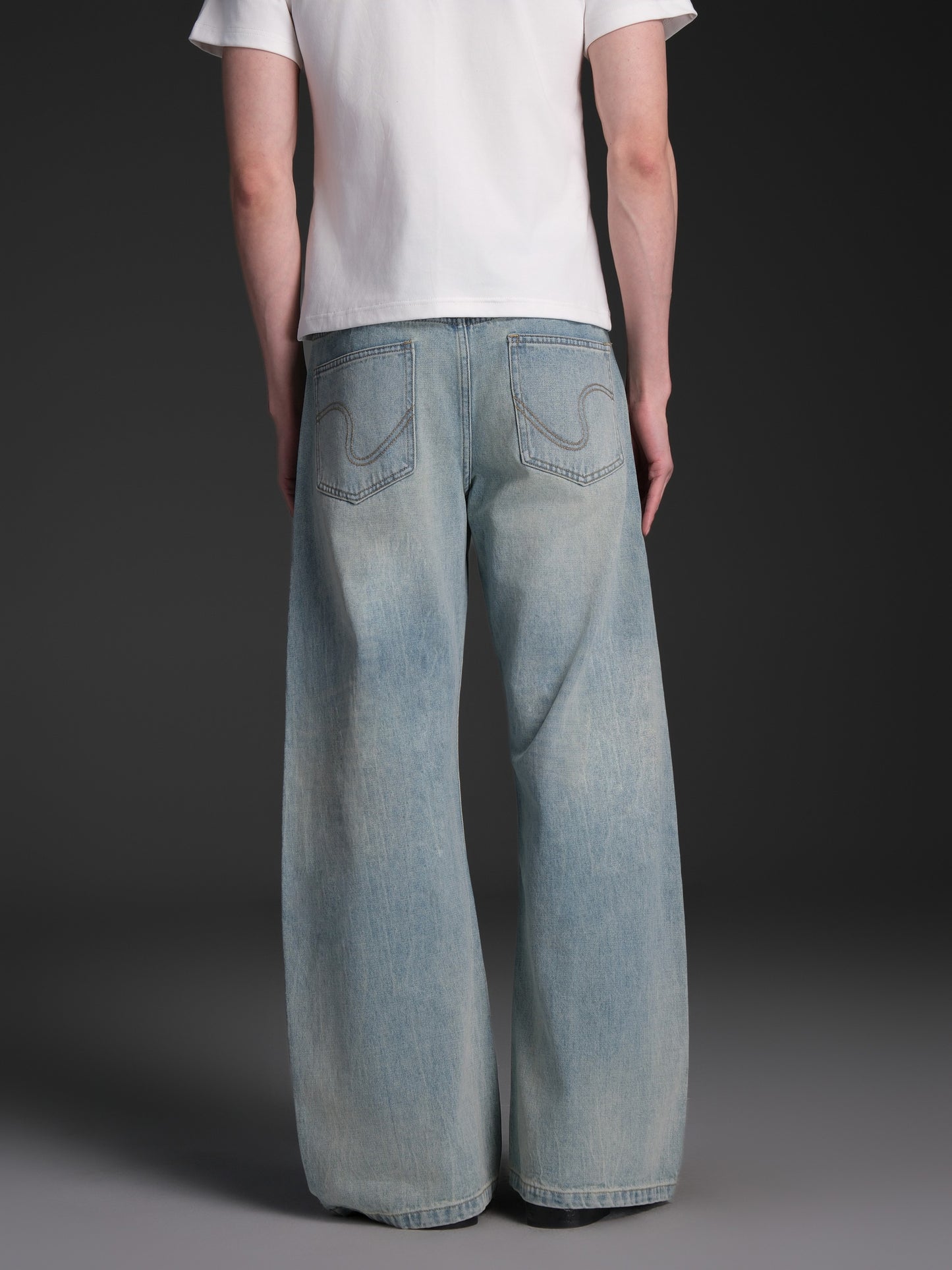 Scimitar wash jeans