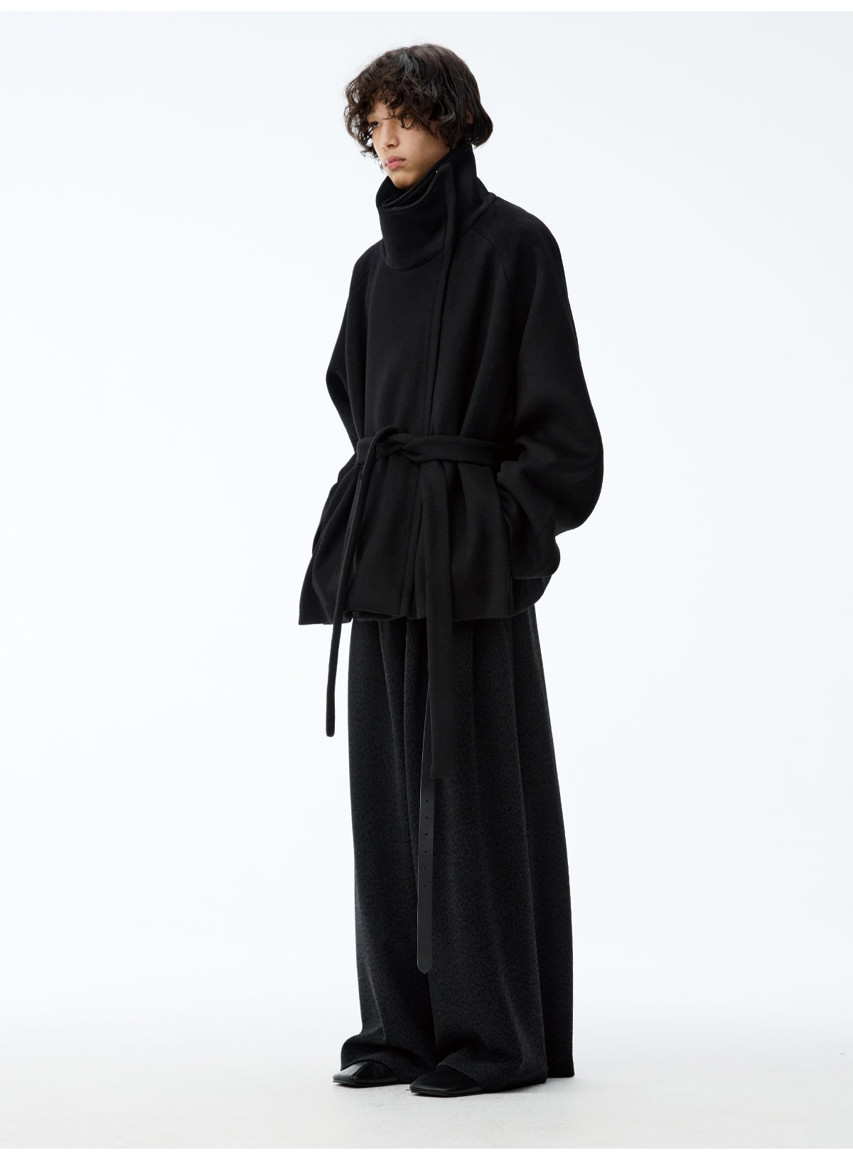 Diagonal Zipper Wool Coat