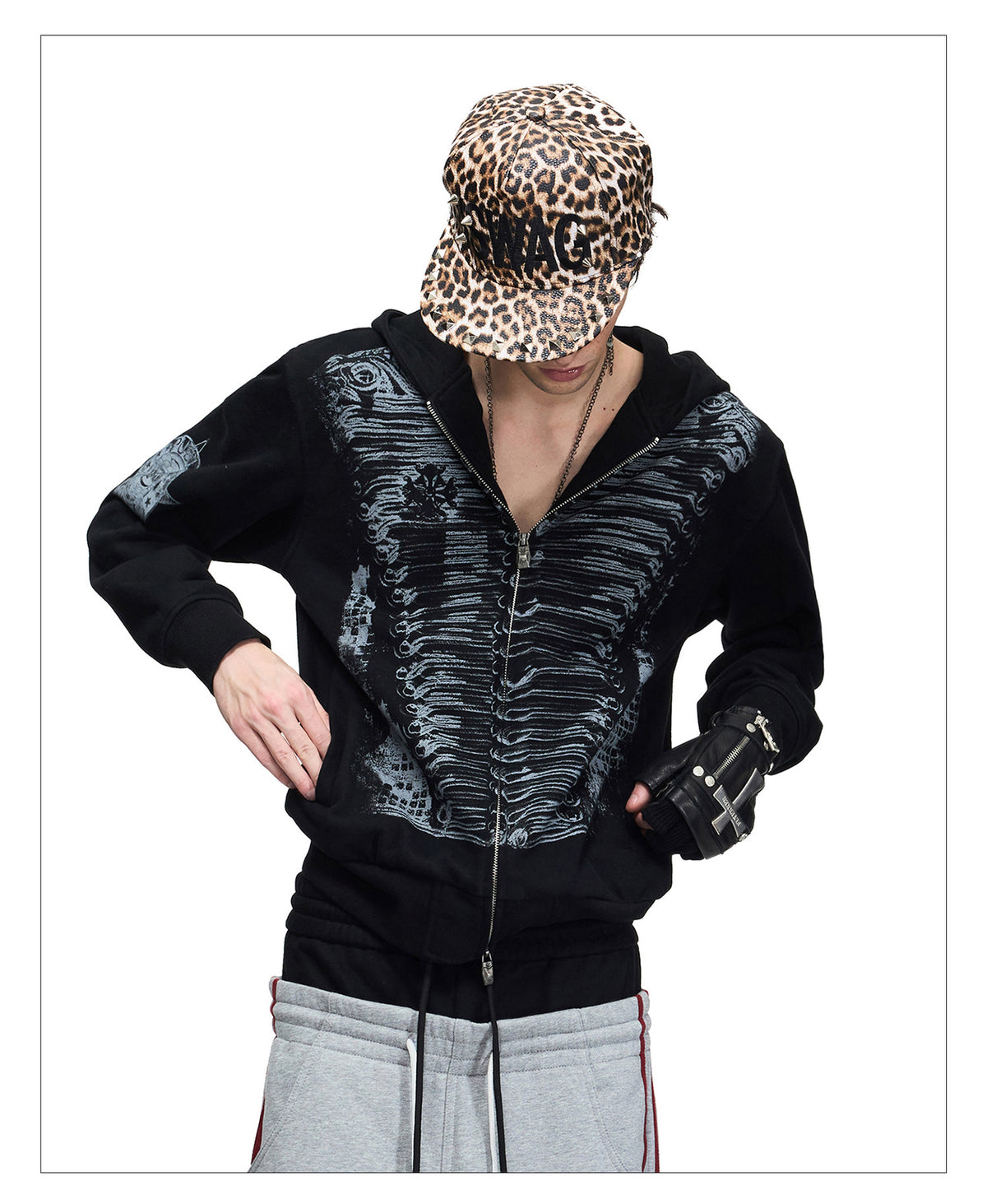 Vintage-Style Hooded Zip-Up Sweatshirt