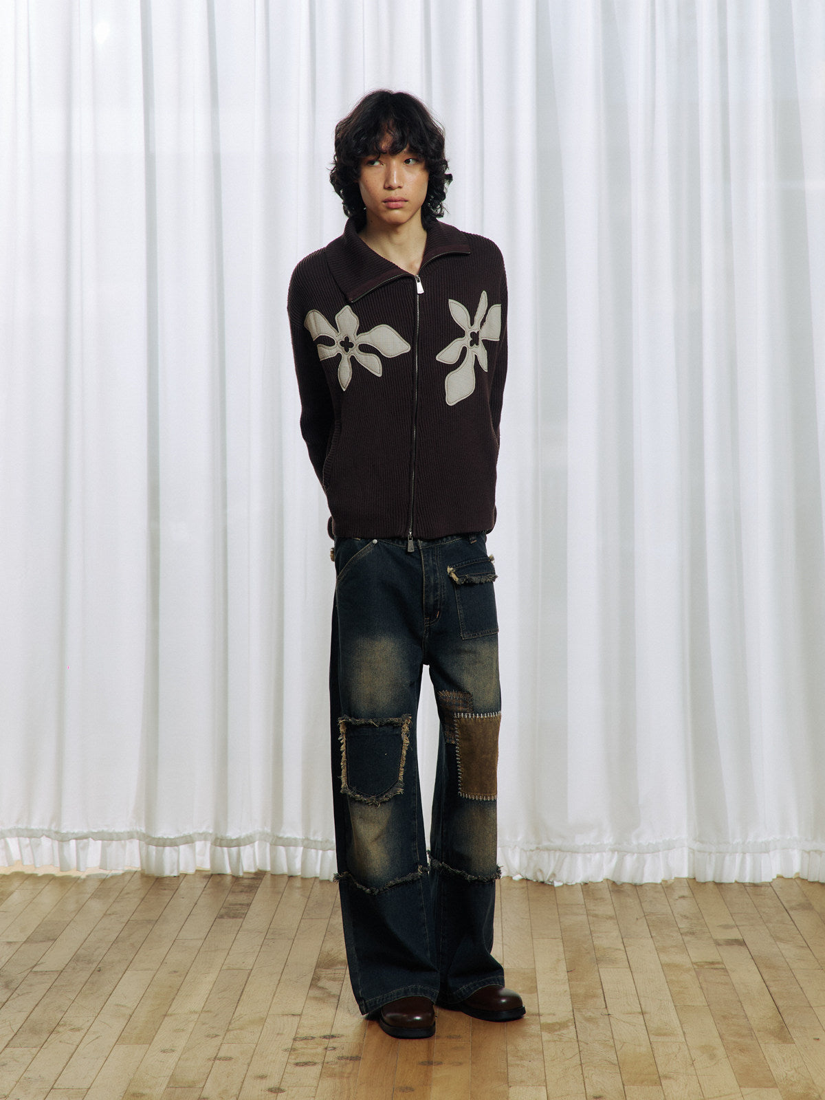 Embroidered Diagonal Zipper Cardigan