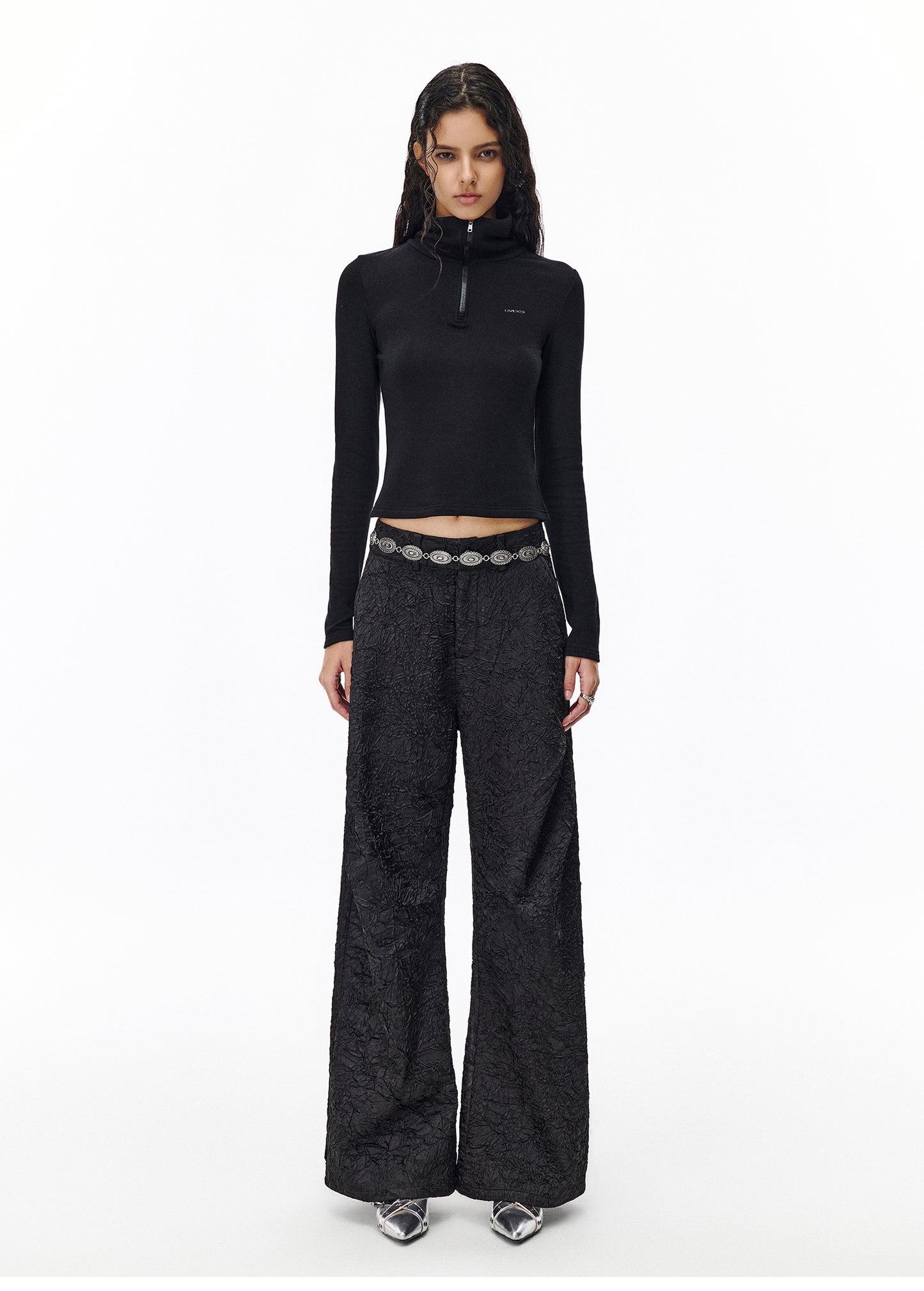 Pleated loose-fitting wide-leg pants