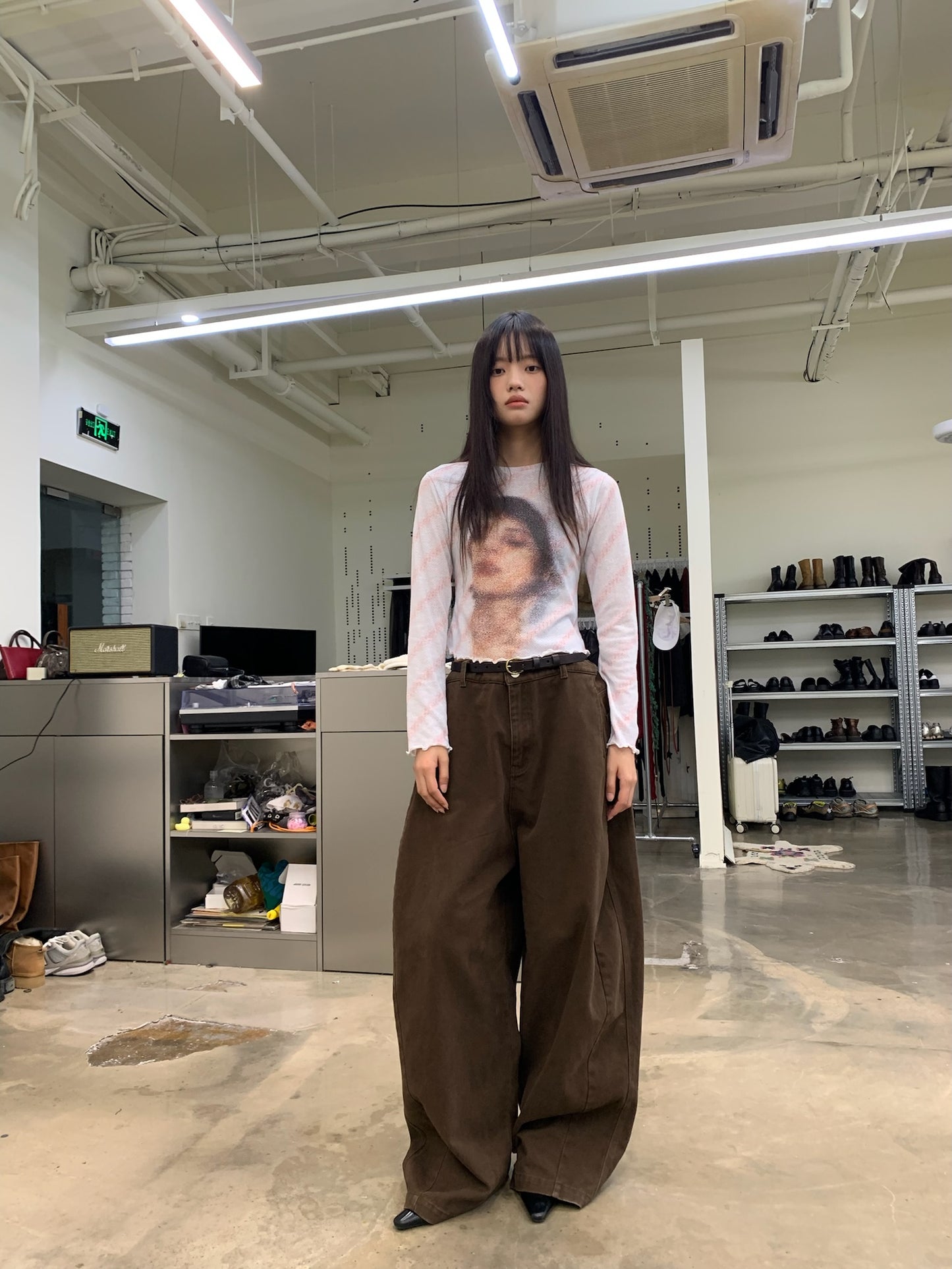 Scimitar Cut Wide Casual Pants