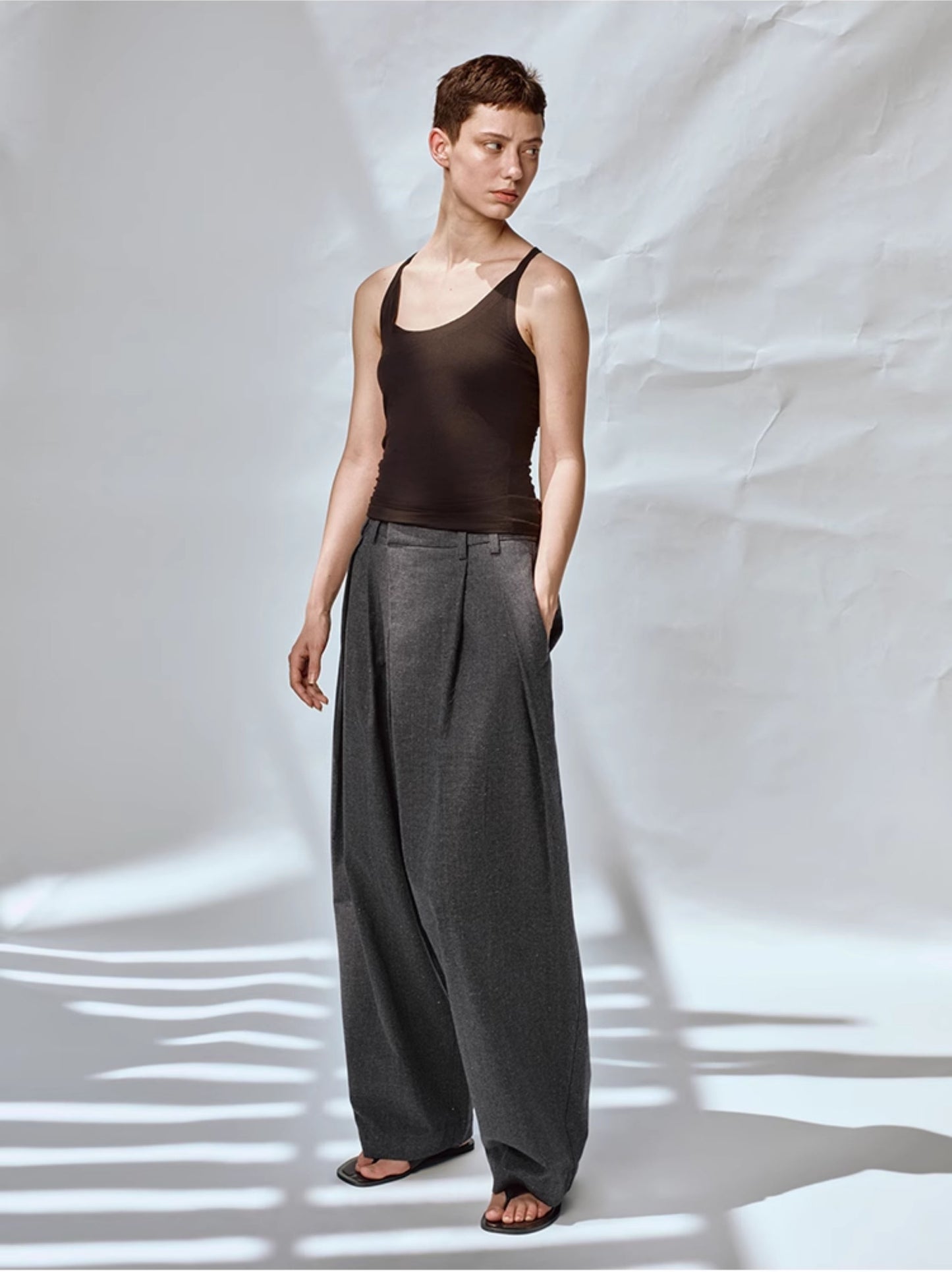 Double pleated casual pants