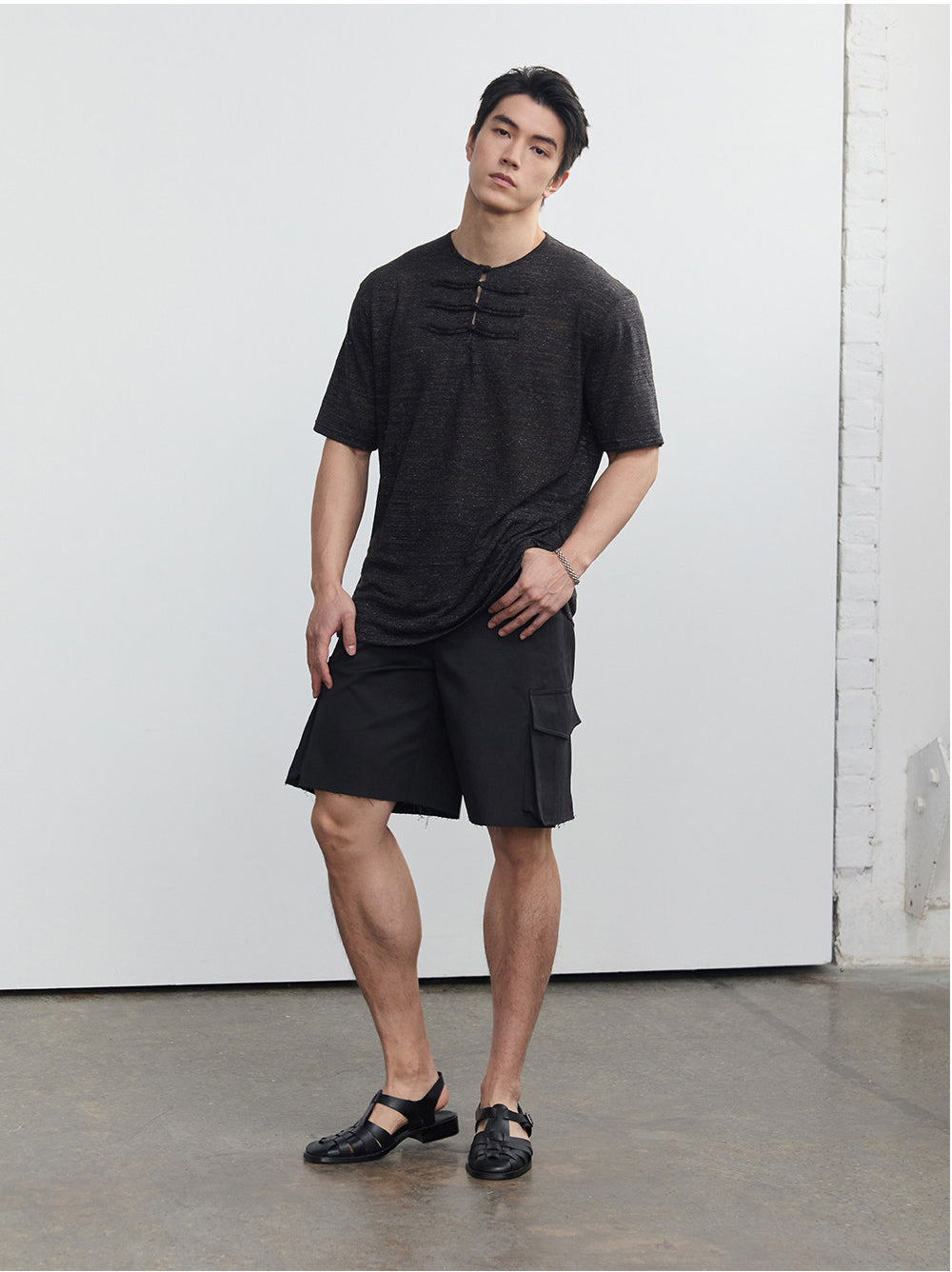 눈꽃 무늬 단추 티셔츠