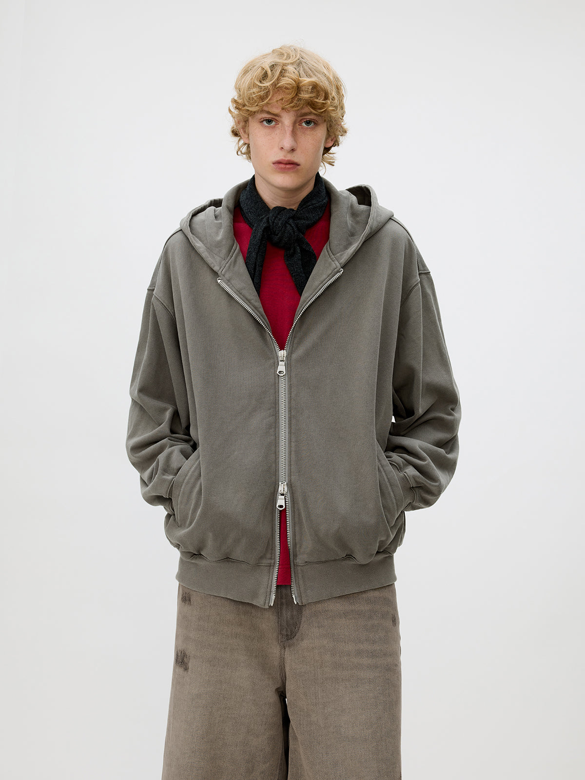 Wash-Damaged Zipper Sweatshirt