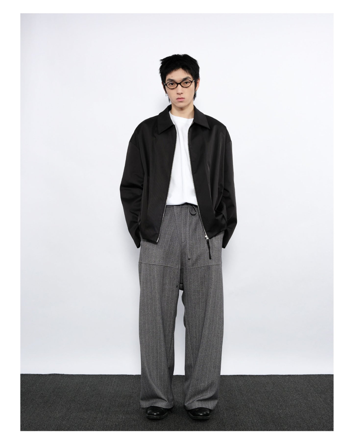 Loose Pleated Silhouette Jacket