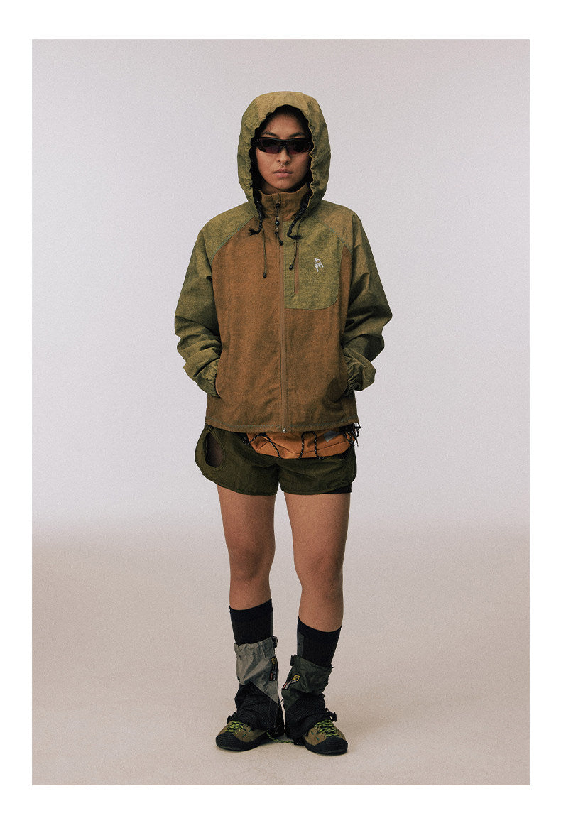 Water-repellent nylon hooded jacket