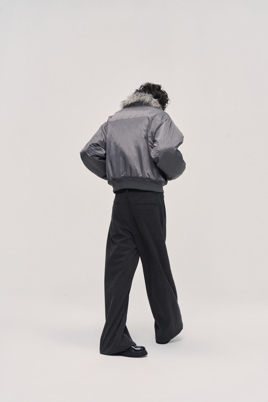 Fur collar bomber jacket