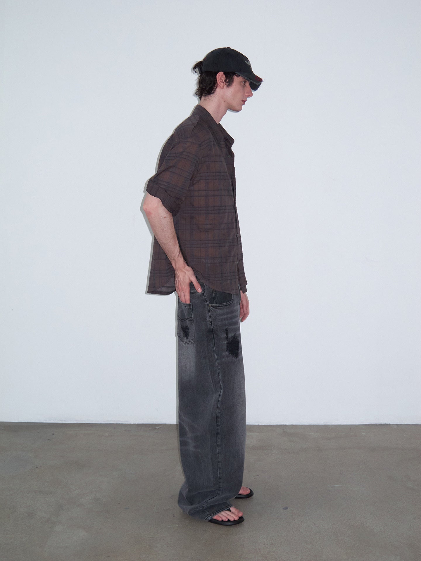 Mid-Sleeve Shirt with Rolled-Up Sleeves