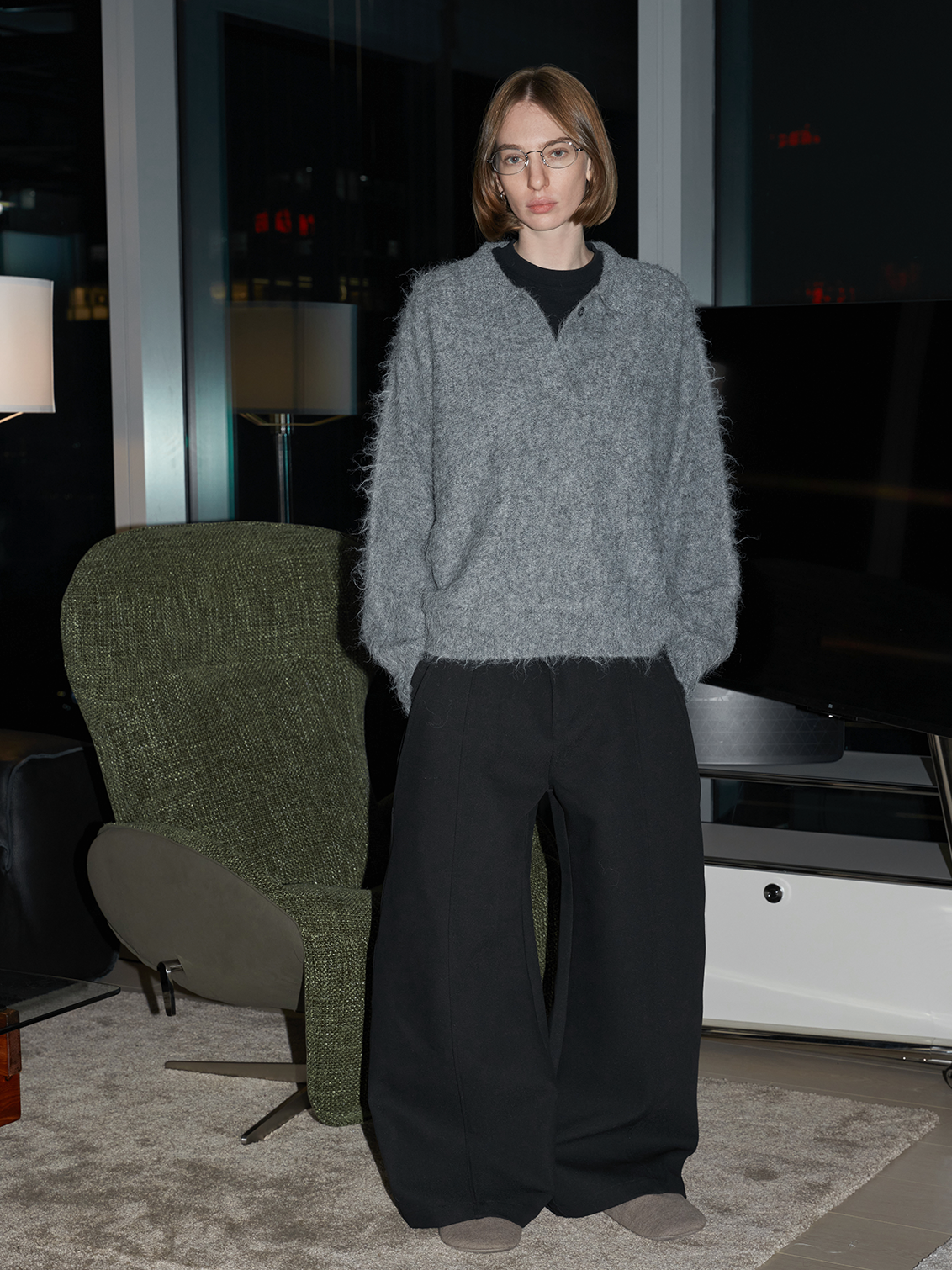 Collar-neck unisex sweater