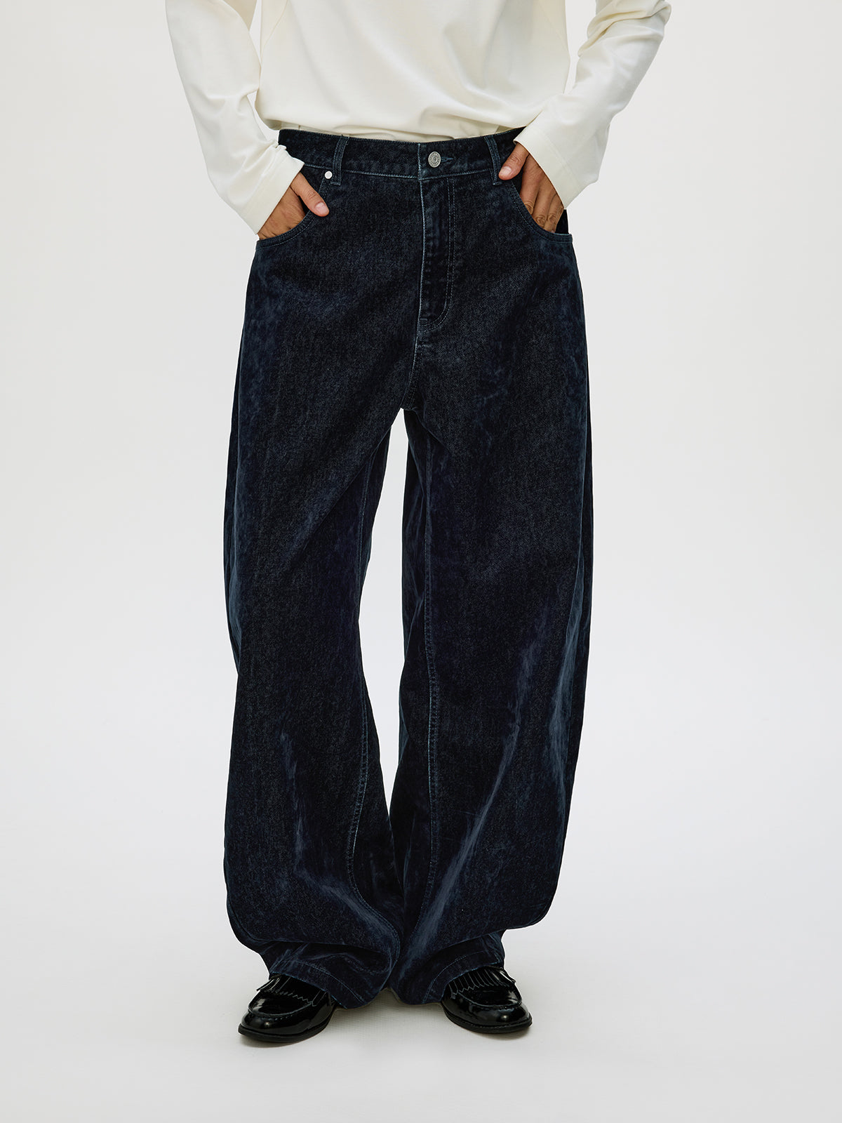 Loose-Fit Flock Denim Pants