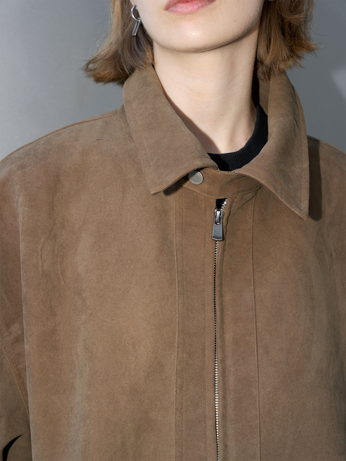 Turn-up sleeve suede jacket