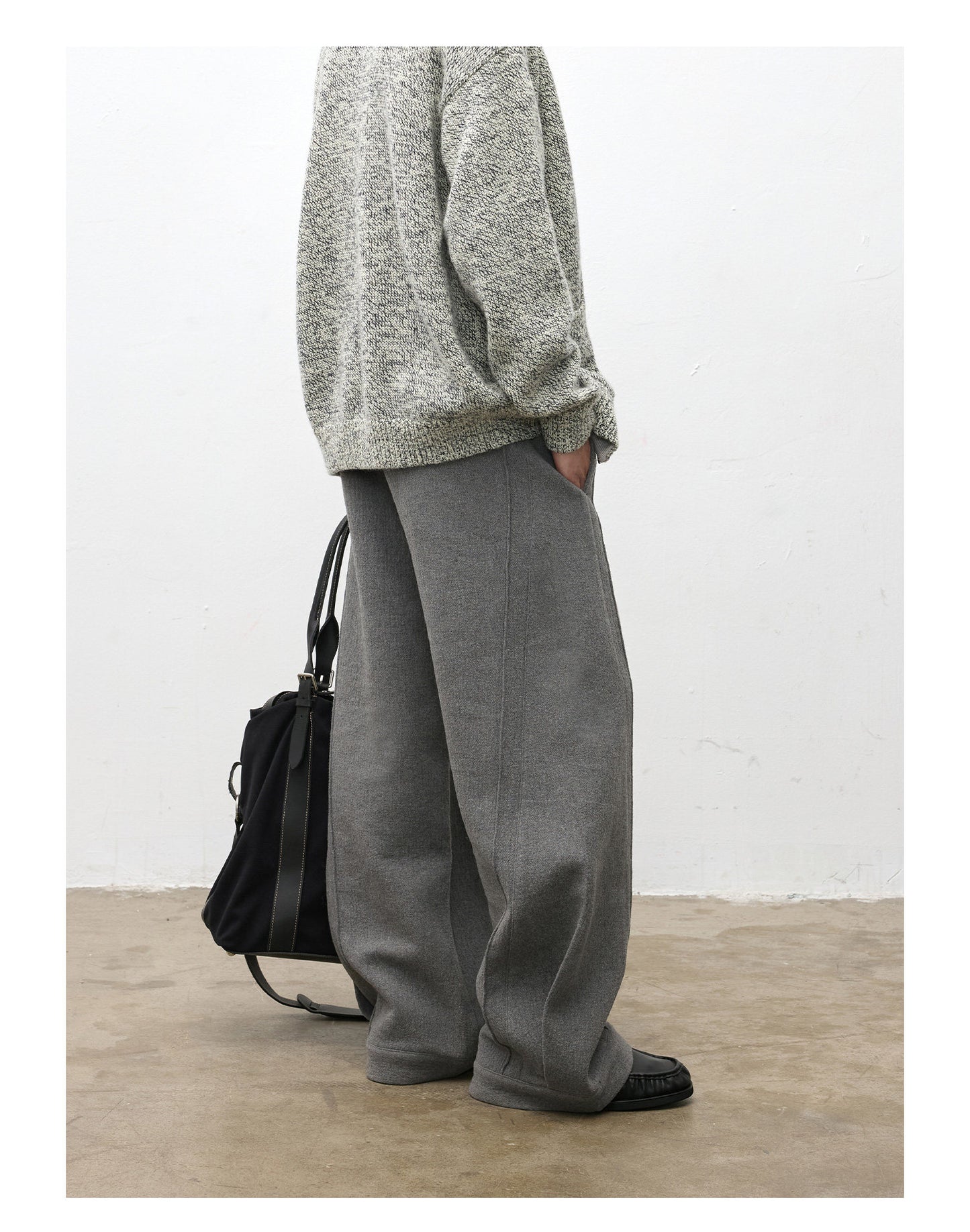 Pleated Wool Casual Pants