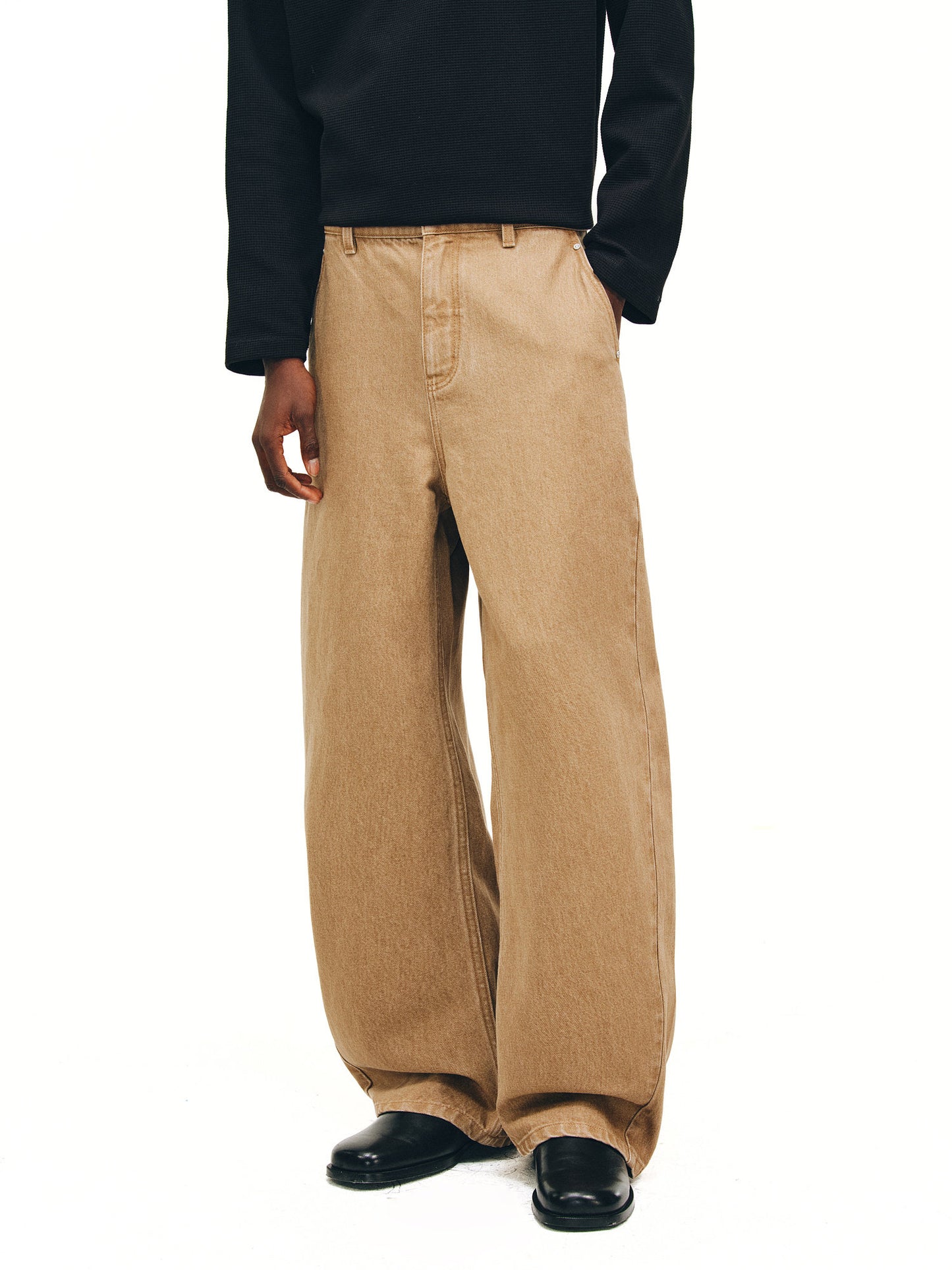 Custom-Woven Curved Denim Pants