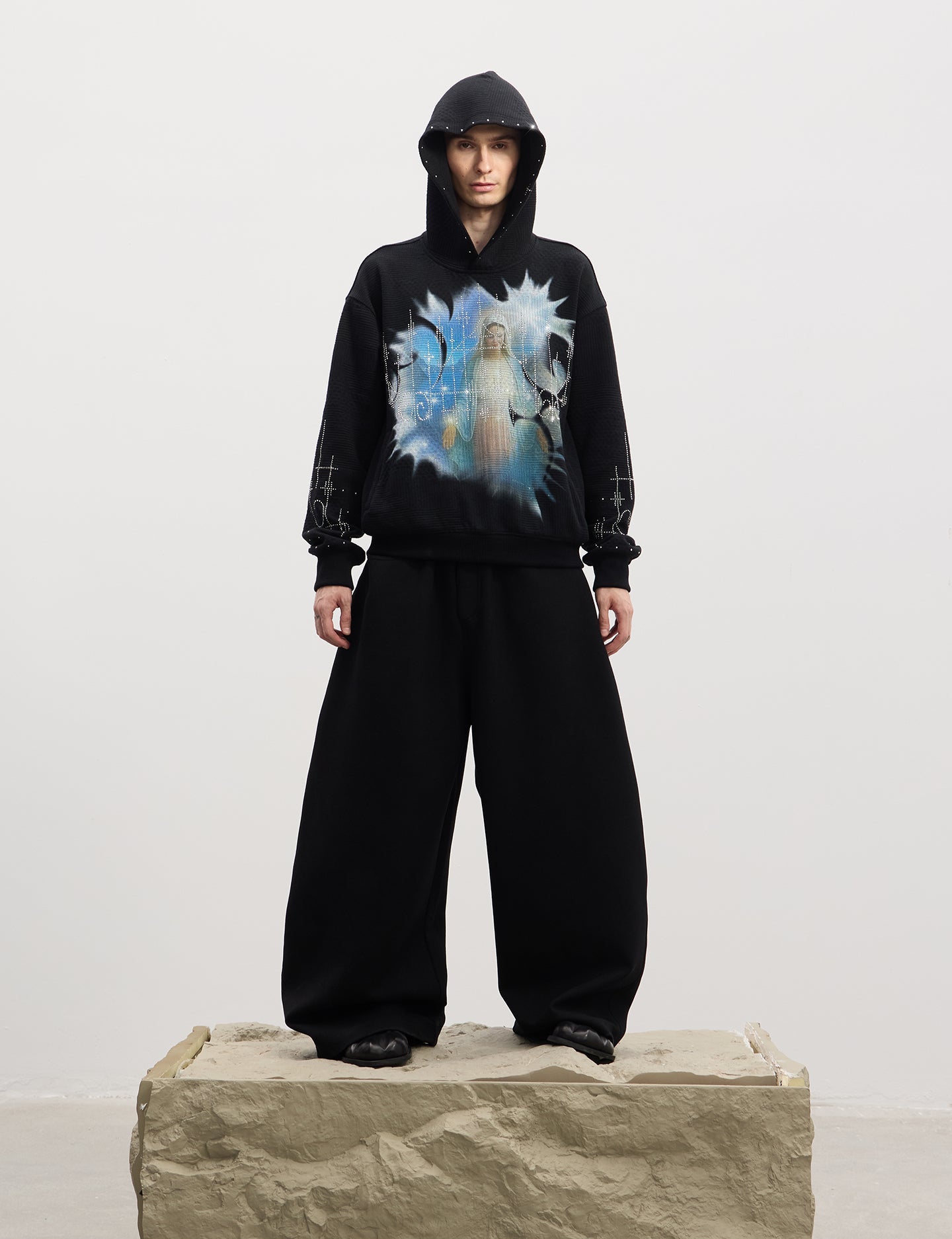 Machete Silhouette Baggy Pants